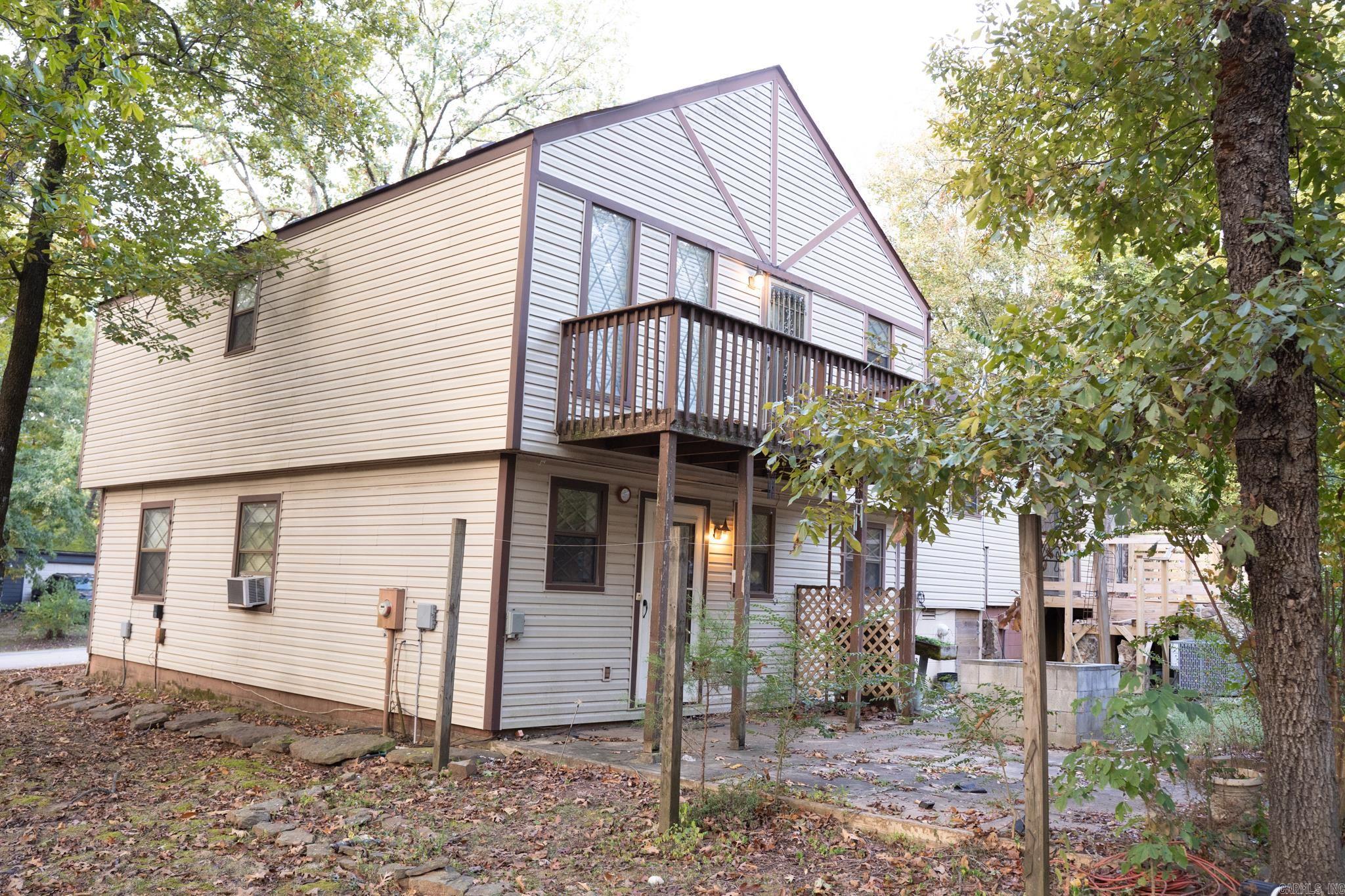 CASTLE RIDGE - Residential