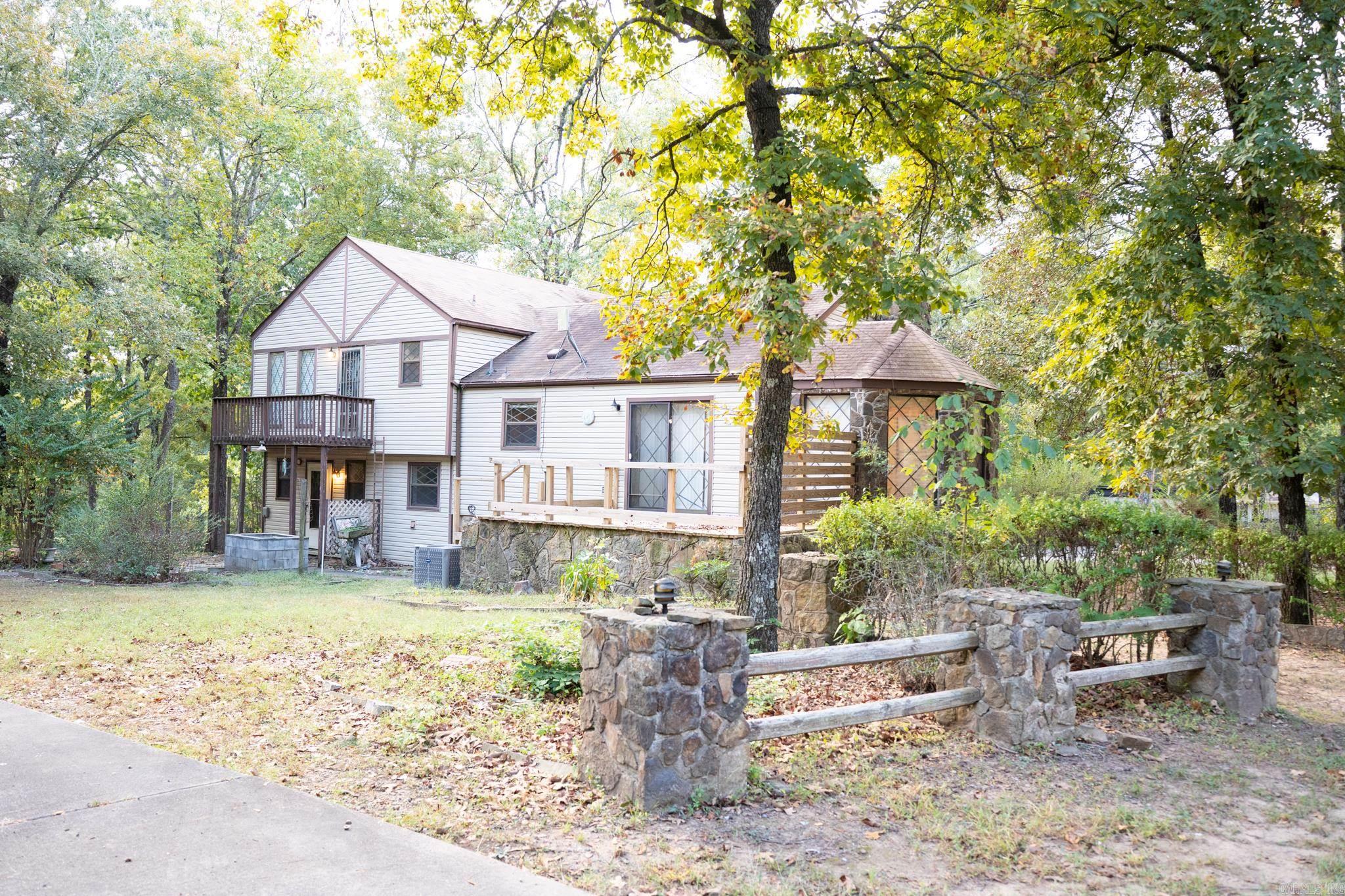 CASTLE RIDGE - Residential