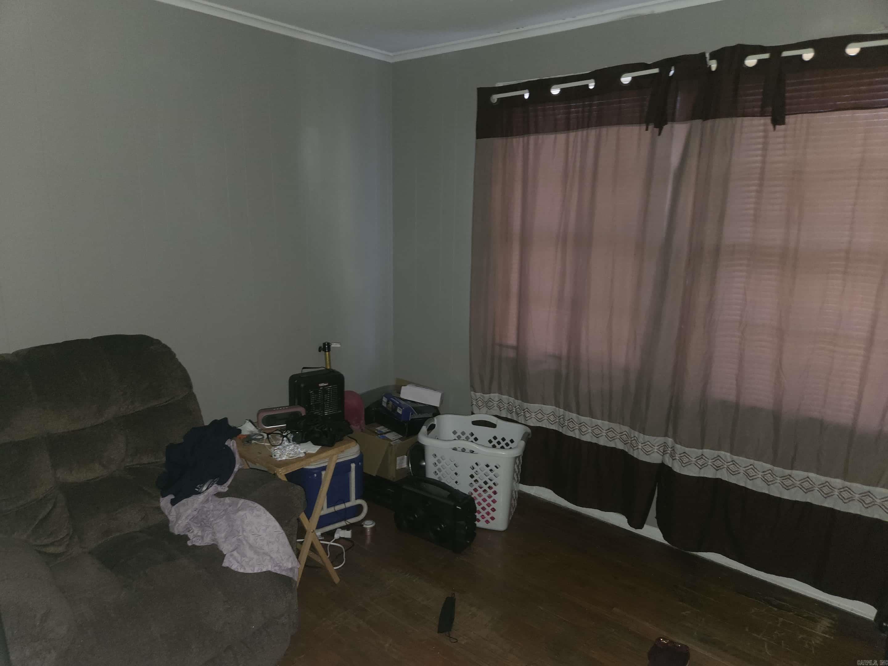 SHADY GROVE - Residential