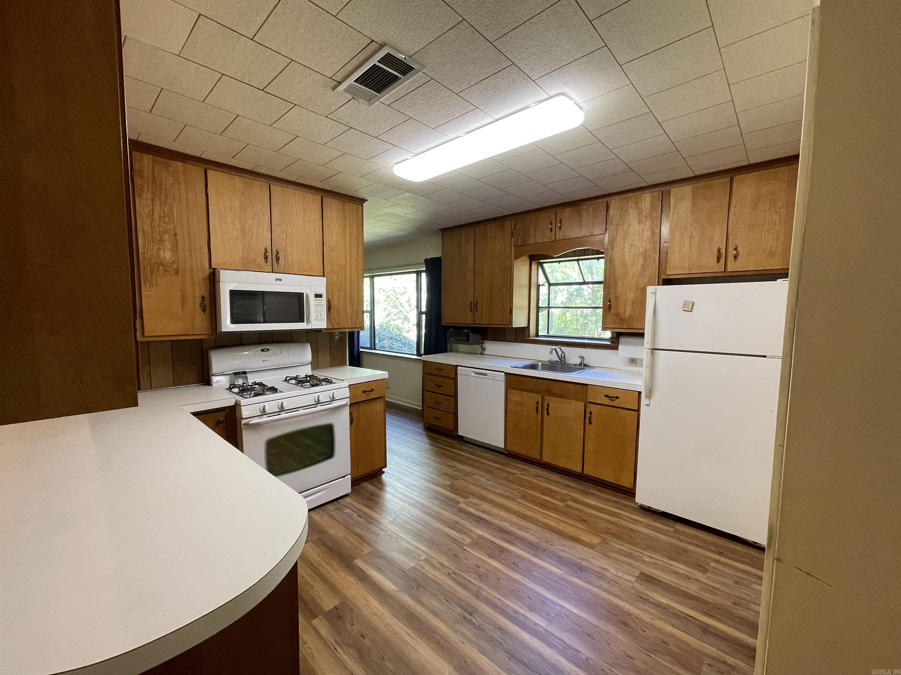 SLAUGHTER (NEIL) SD - Residential