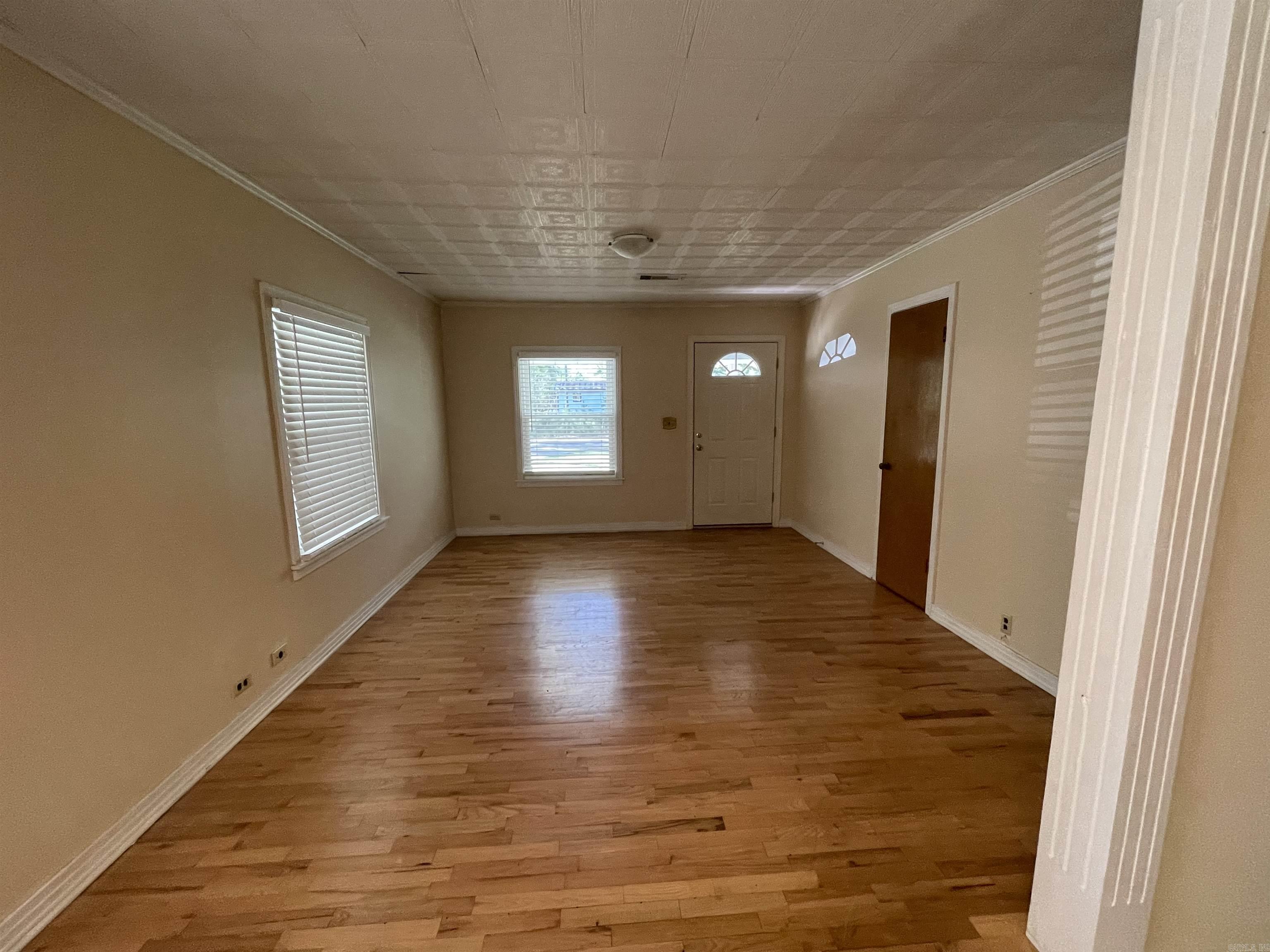 SLAUGHTER (NEIL) SD - Residential