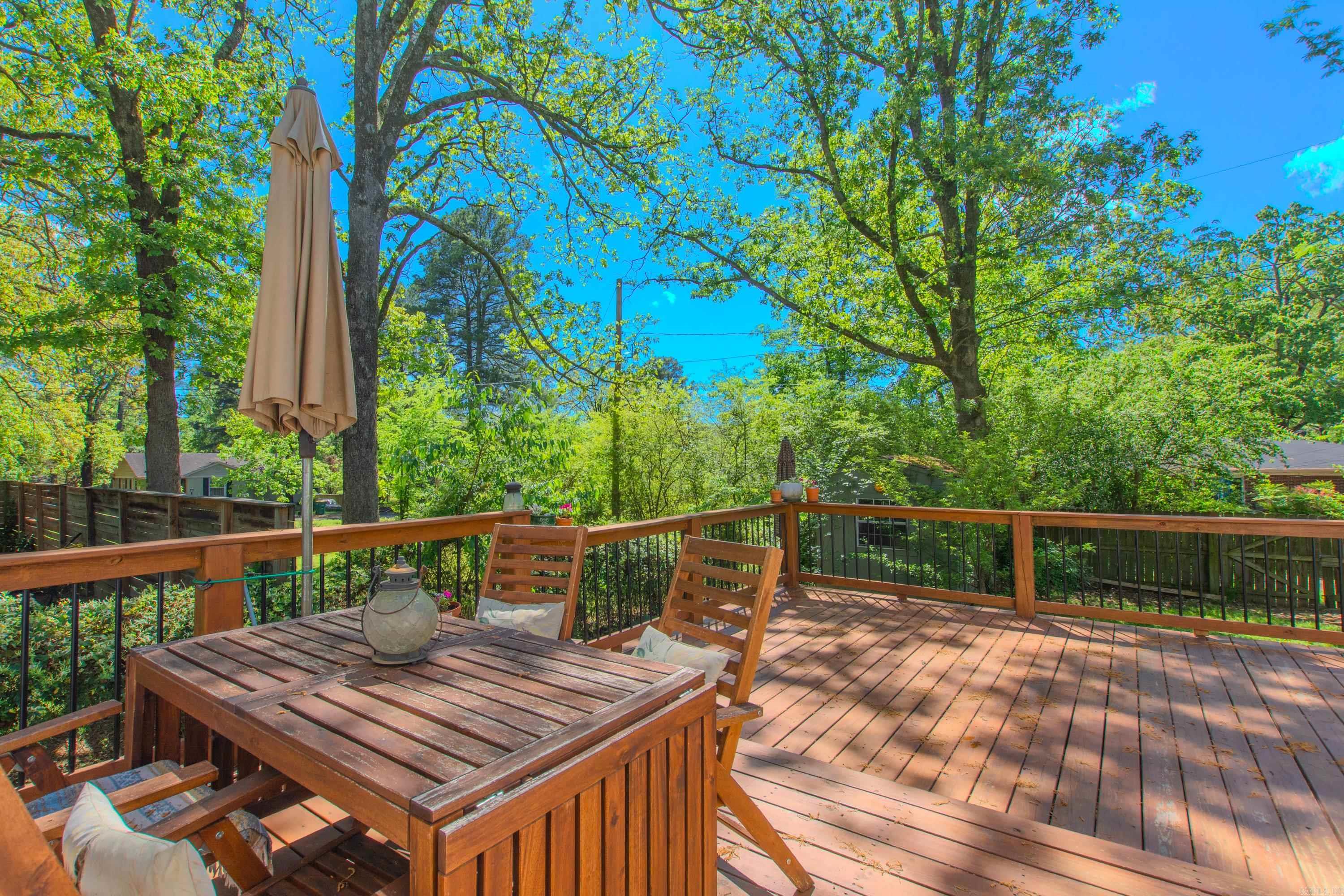 LINCOLN PARK - Residential