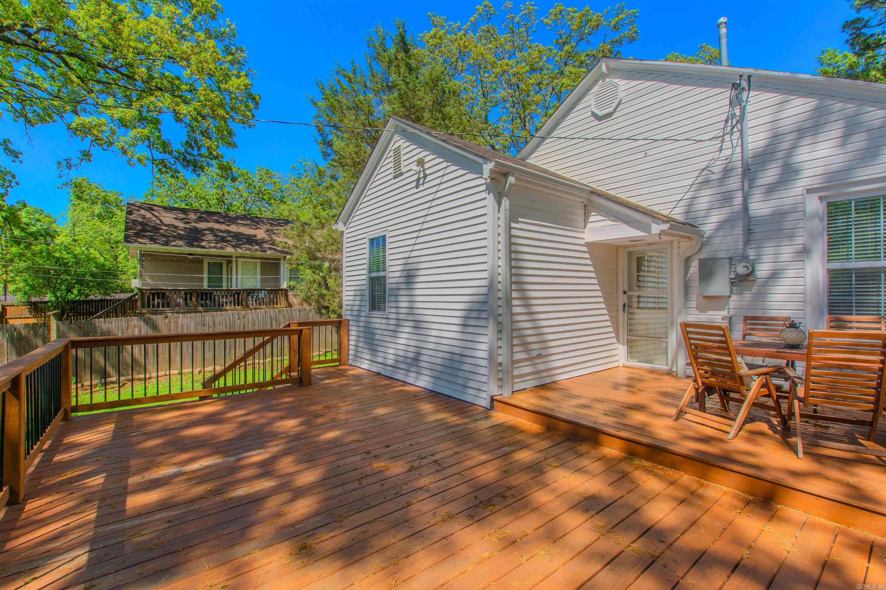 LINCOLN PARK - Residential