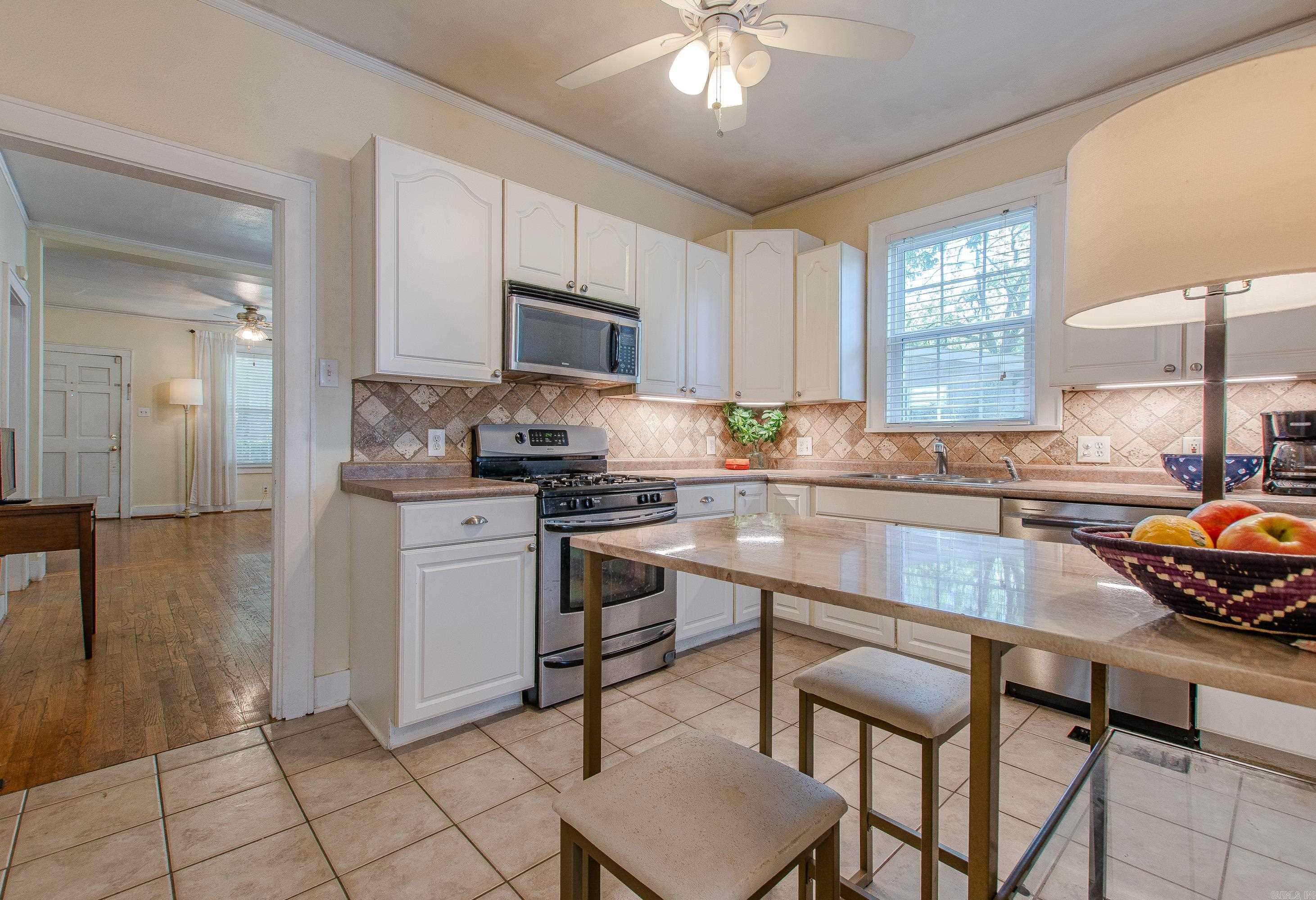 LINCOLN PARK - Residential