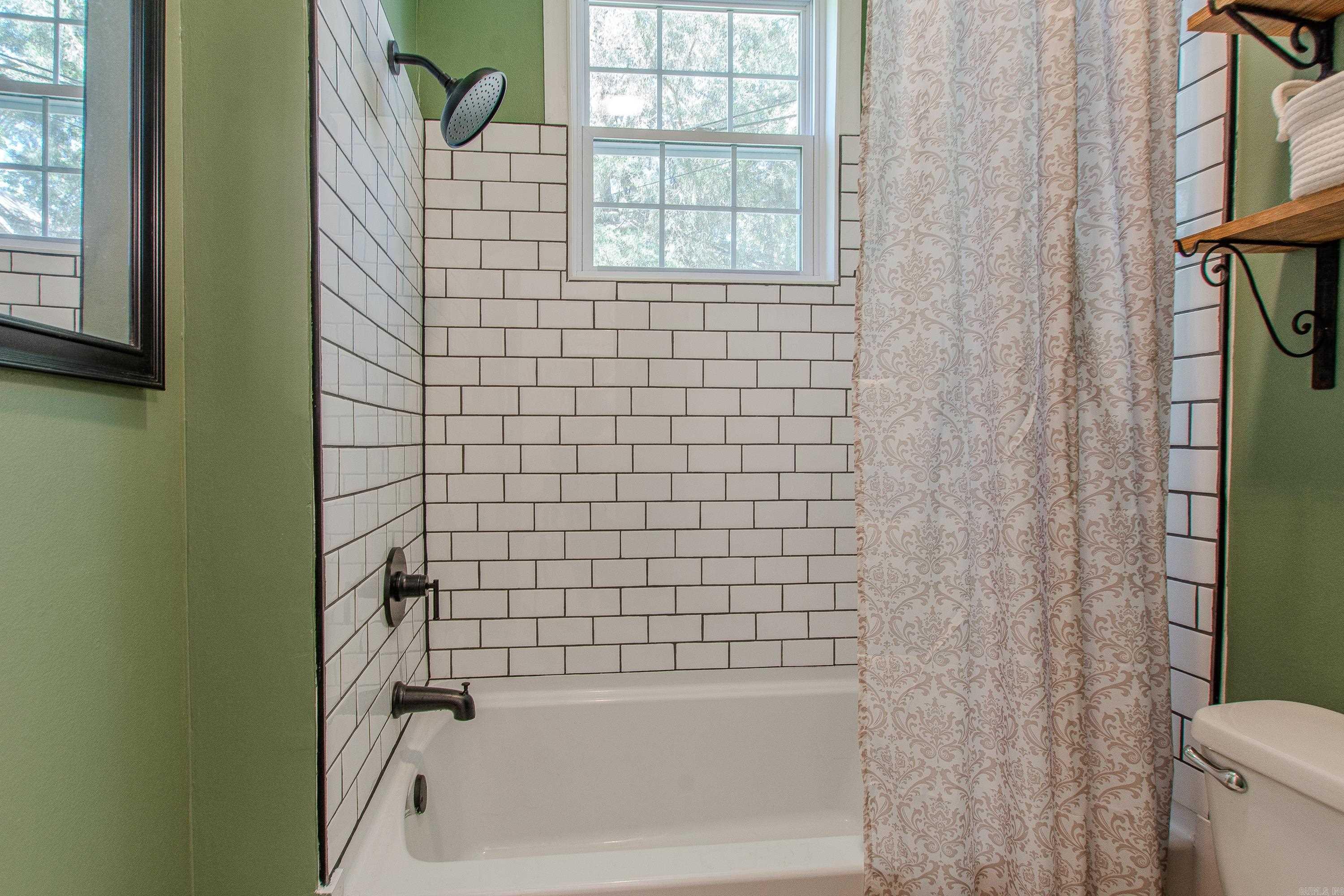 LINCOLN PARK - Residential