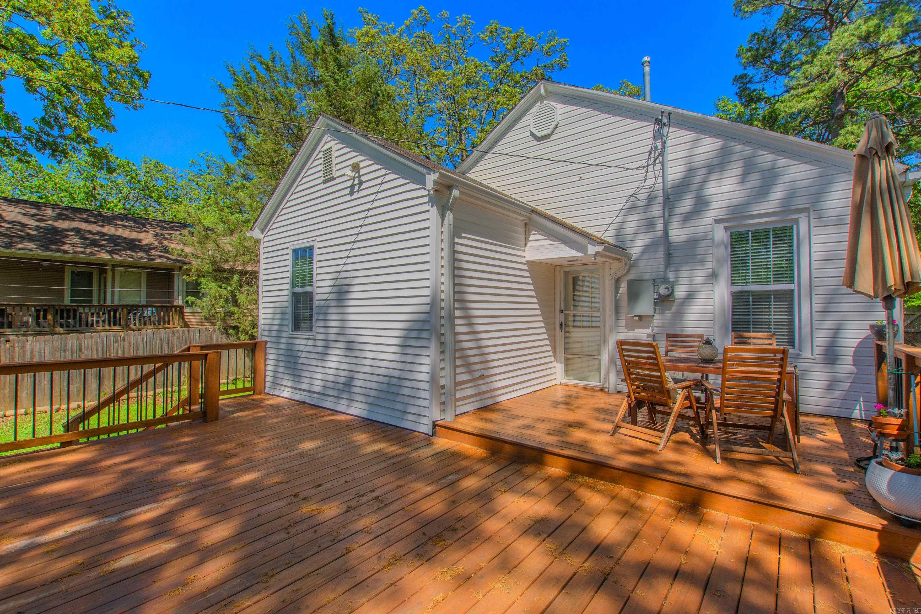 LINCOLN PARK - Residential