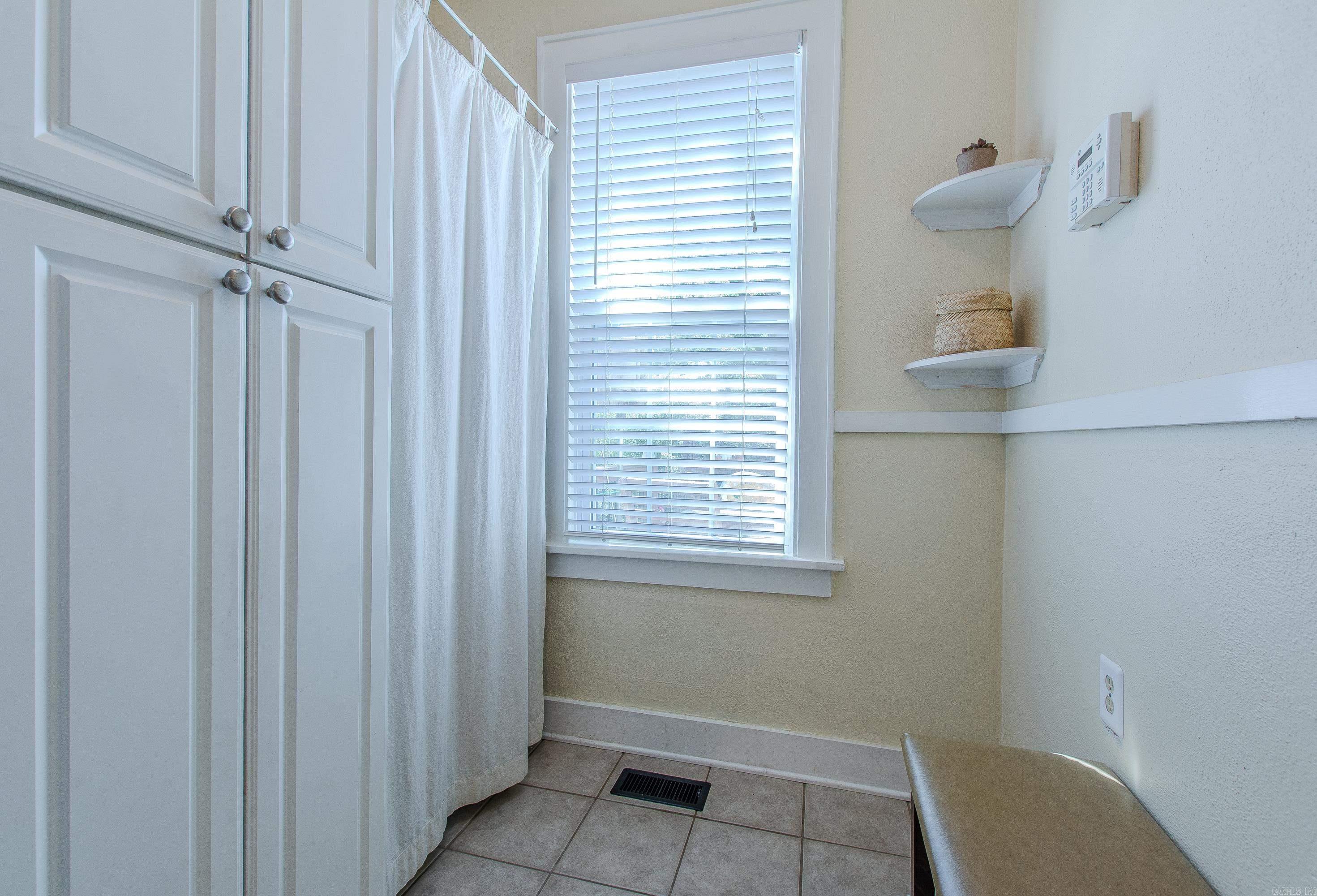 LINCOLN PARK - Residential