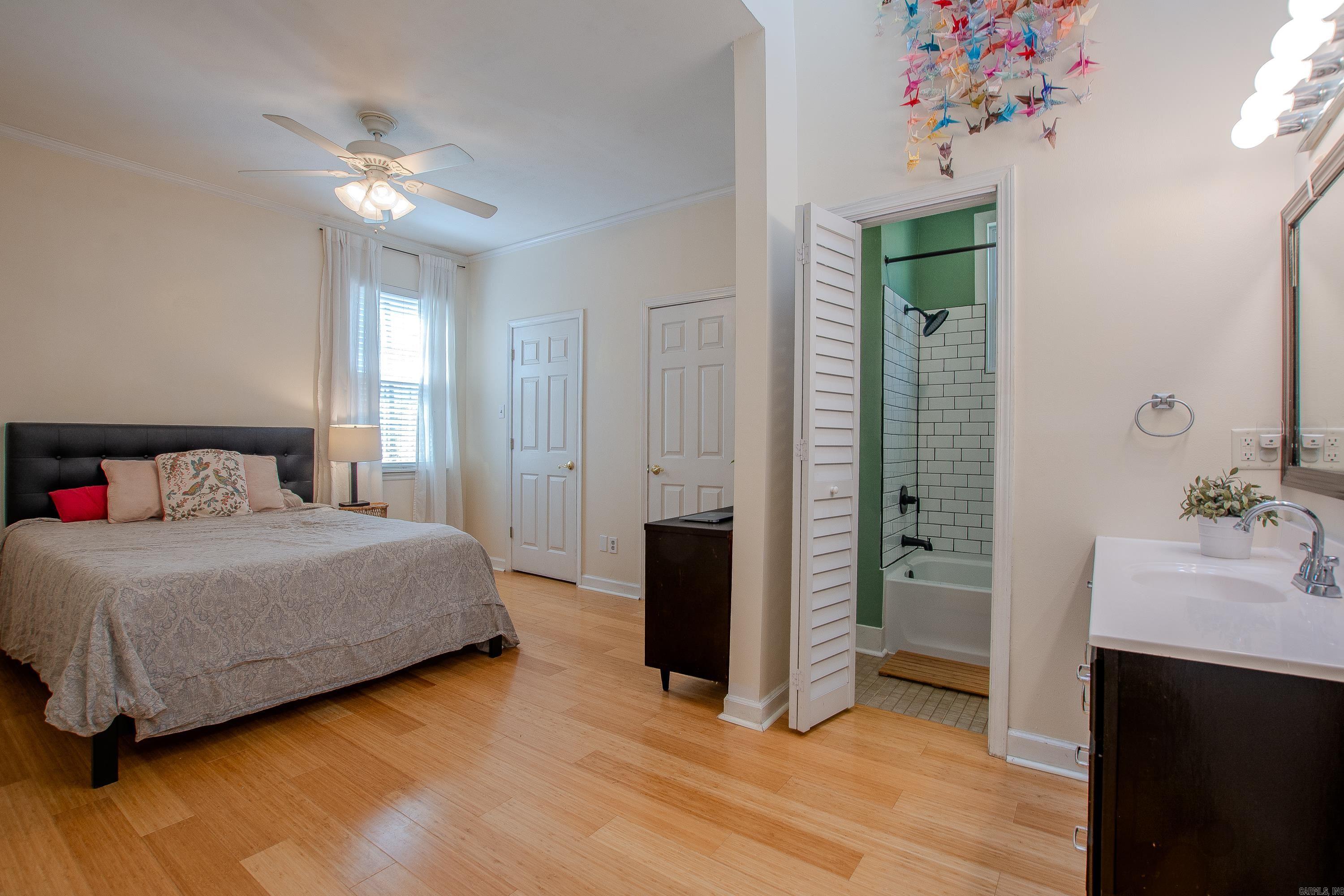 LINCOLN PARK - Residential