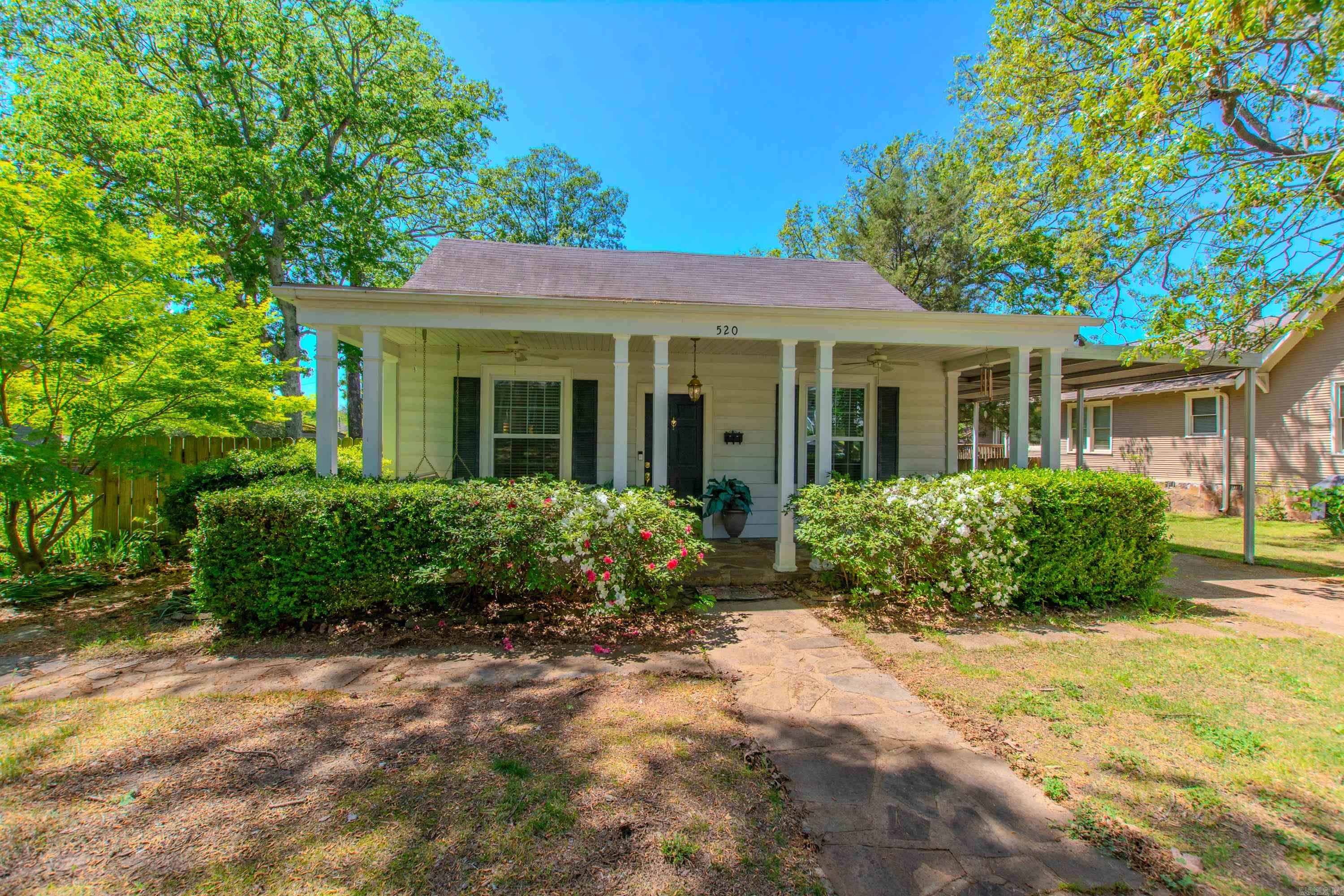 LINCOLN PARK - Residential