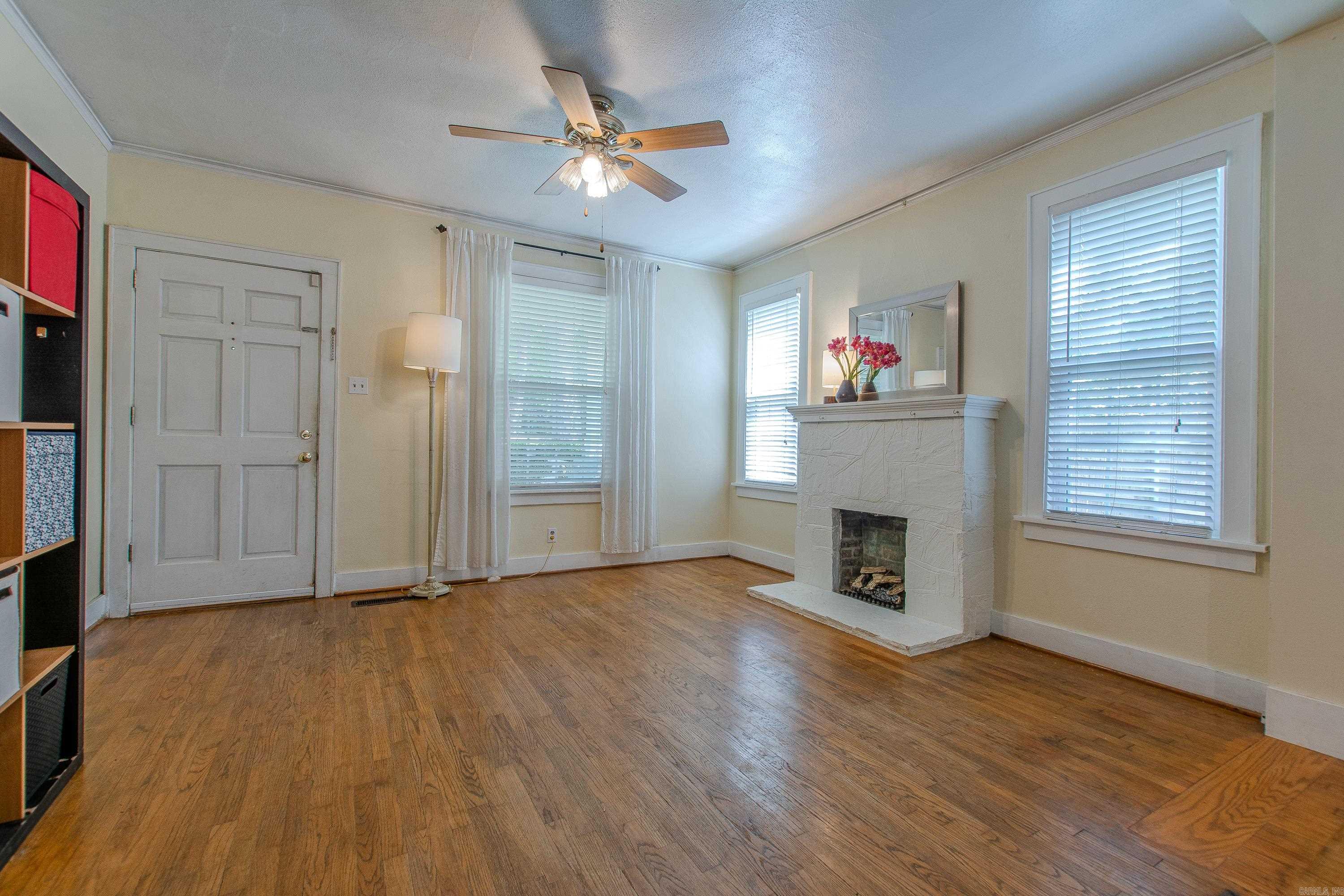 LINCOLN PARK - Residential