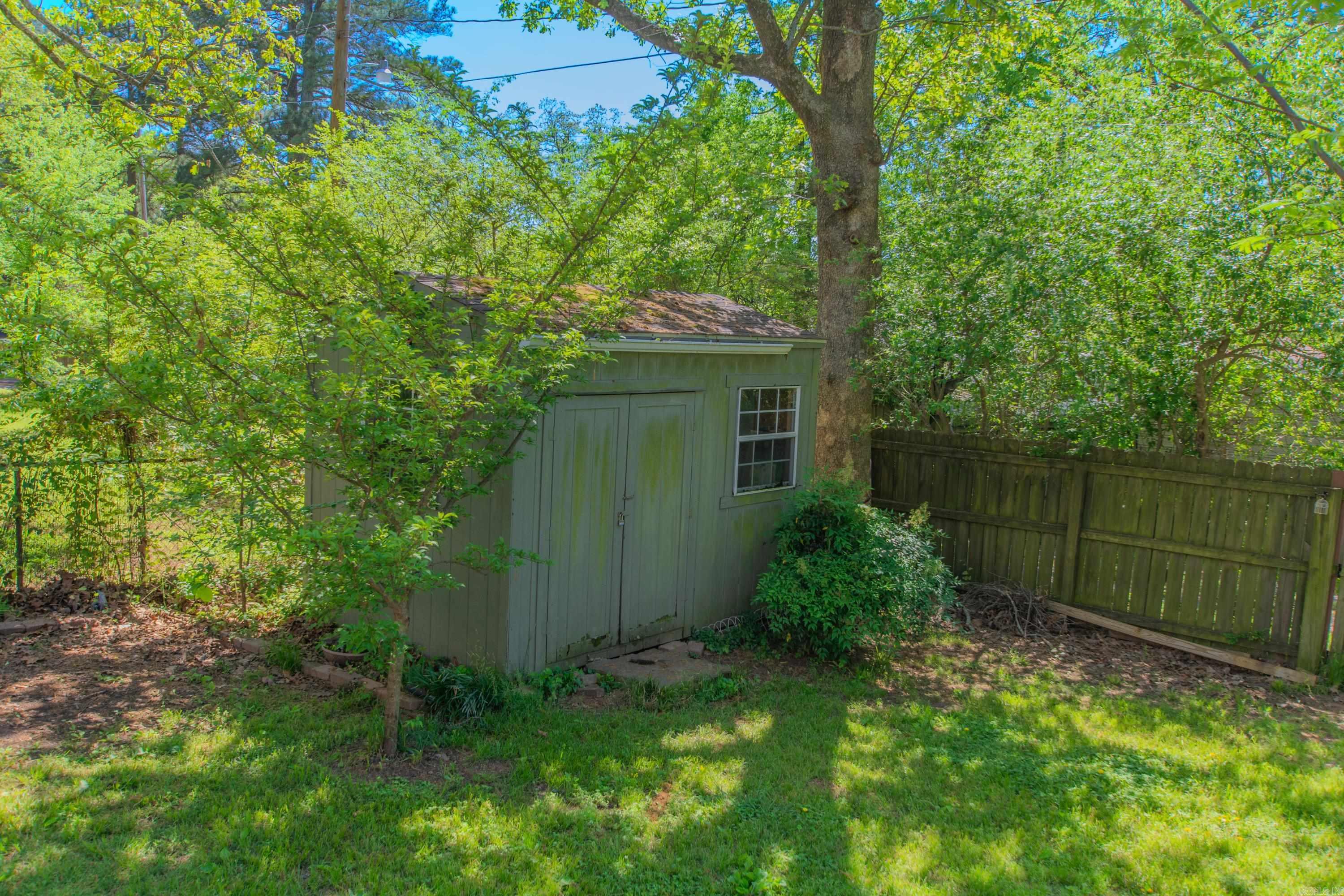 LINCOLN PARK - Residential