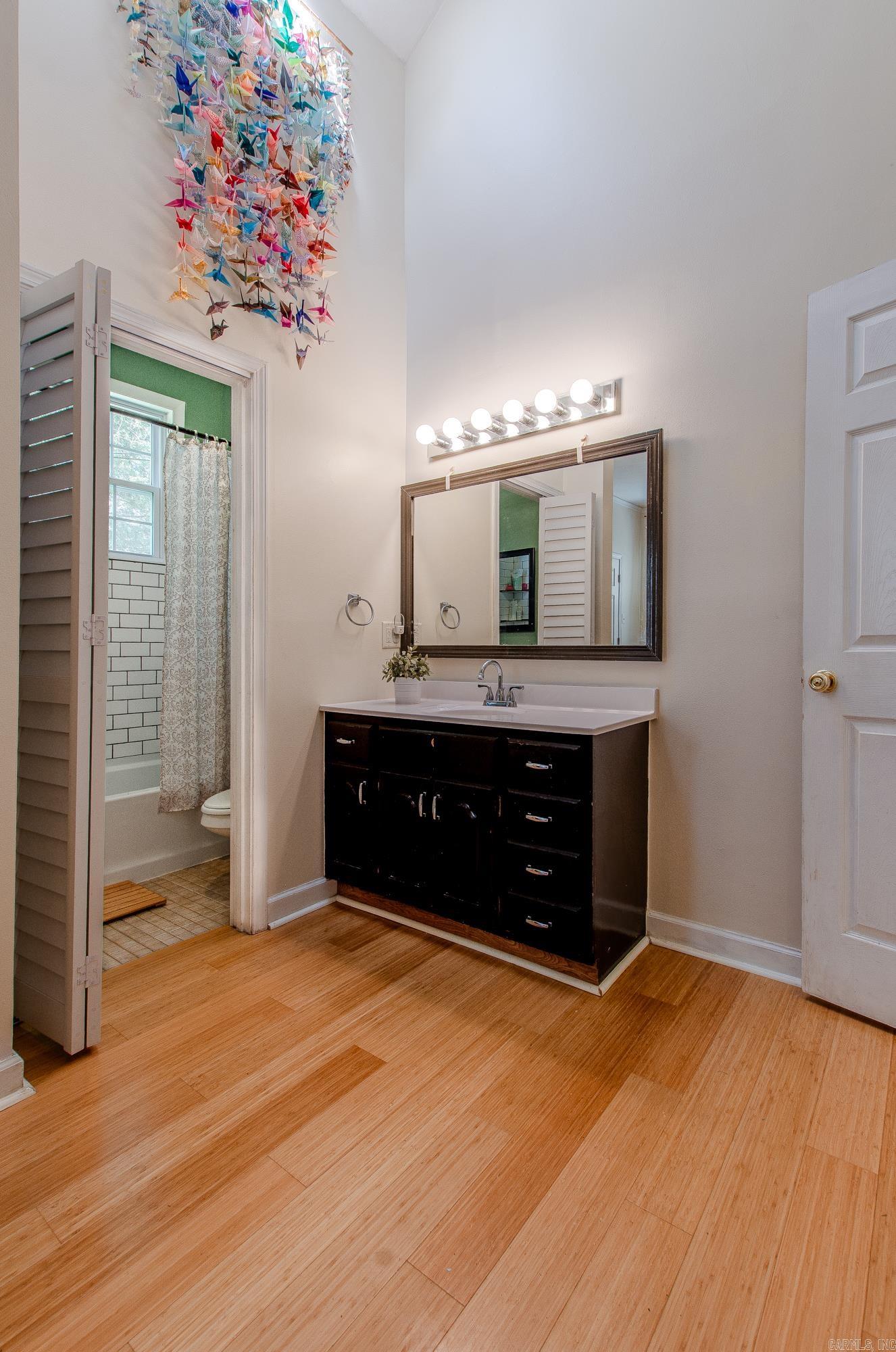 LINCOLN PARK - Residential