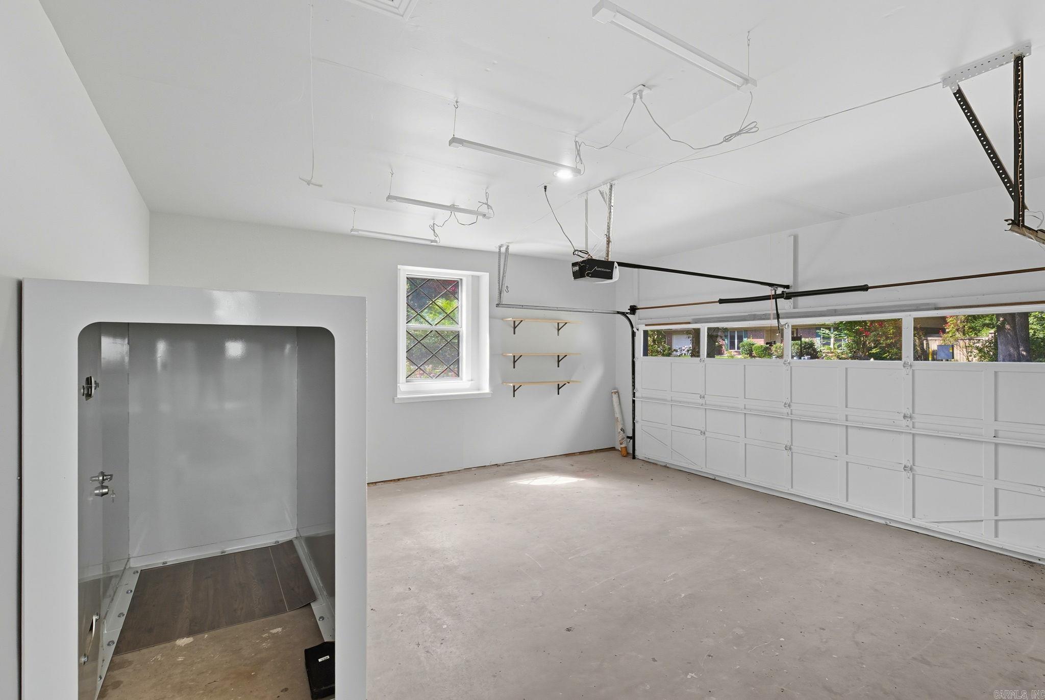 OTTER CREEK COMMUNITY - Residential