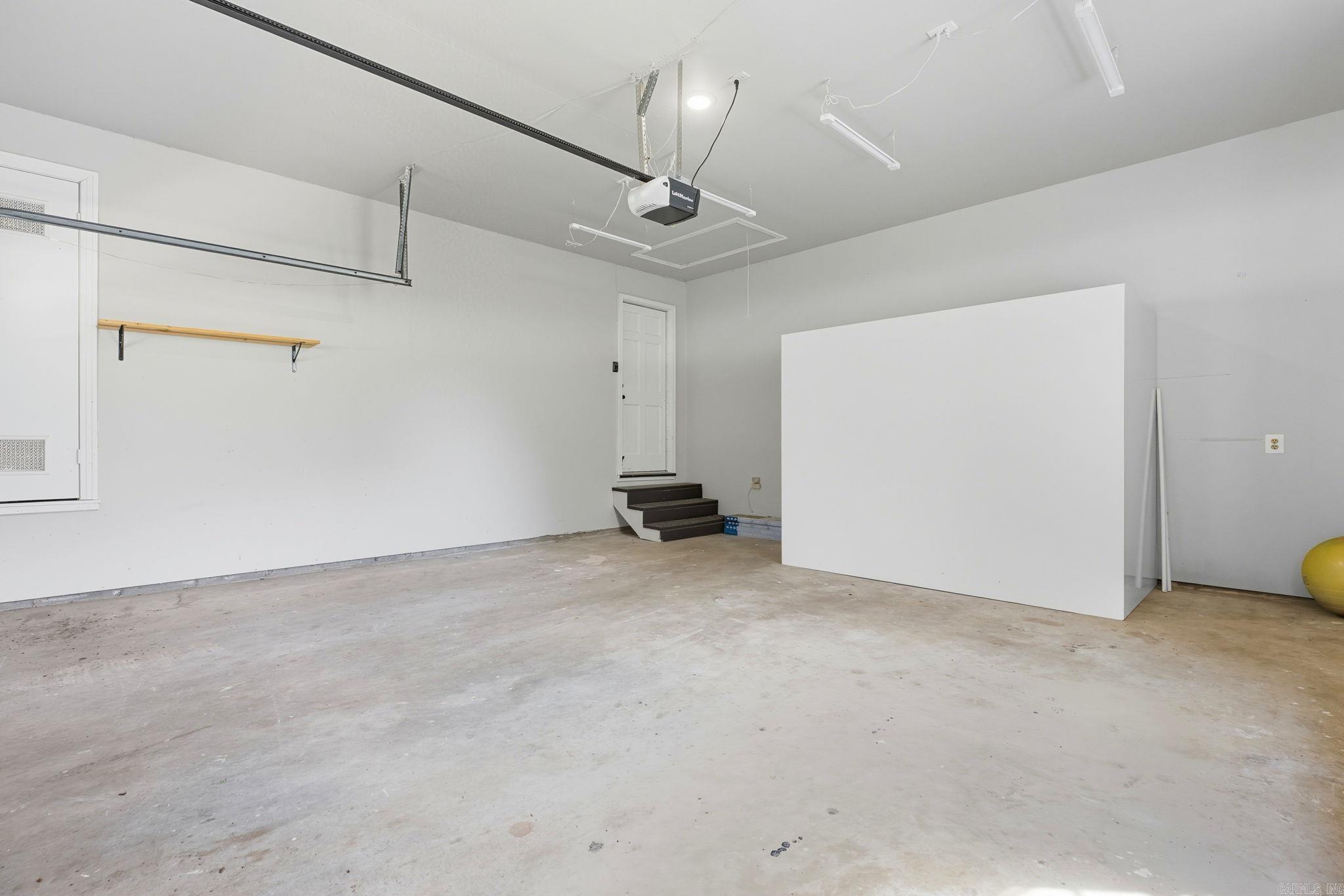 OTTER CREEK COMMUNITY - Residential