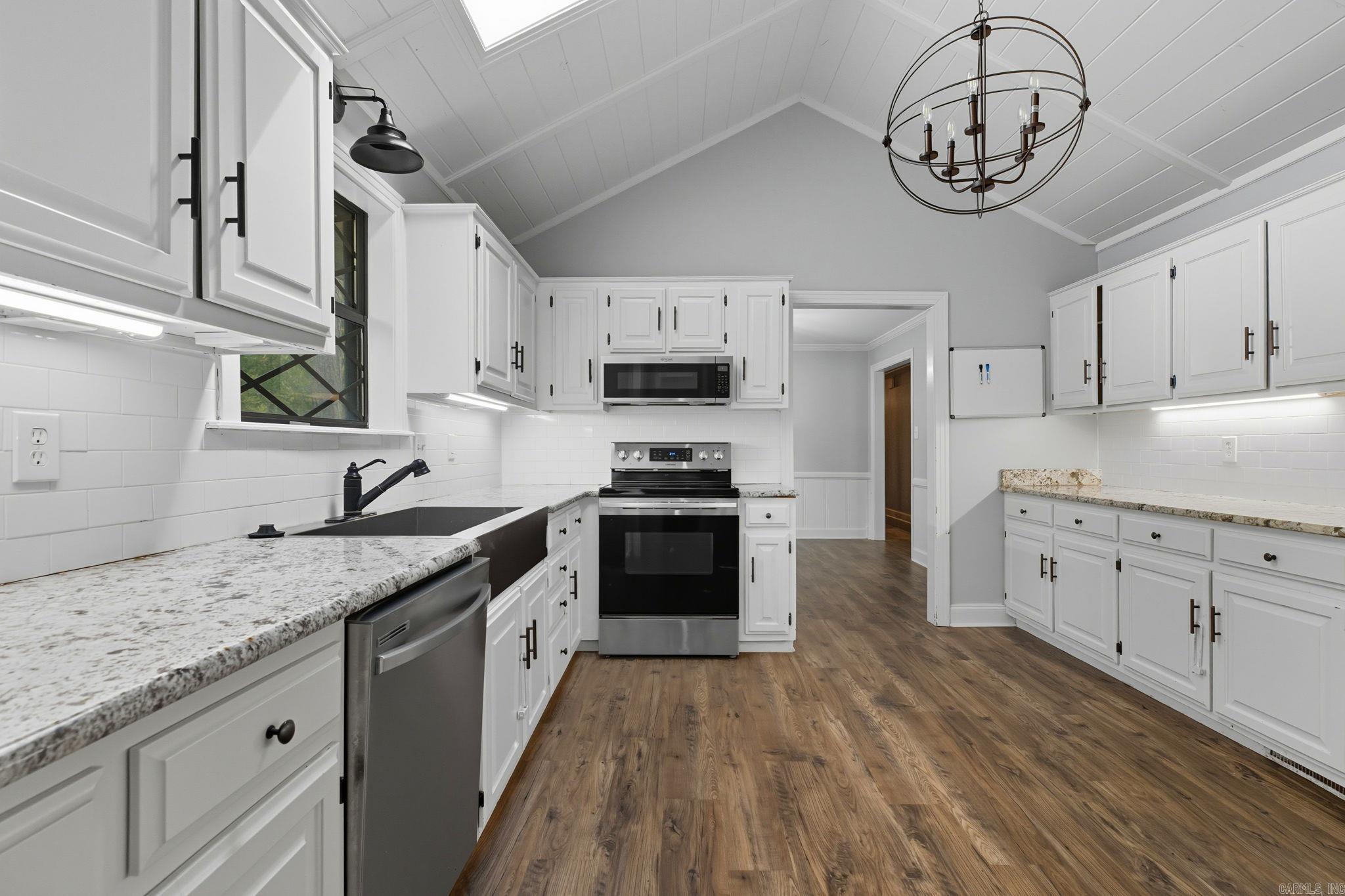 OTTER CREEK COMMUNITY - Residential