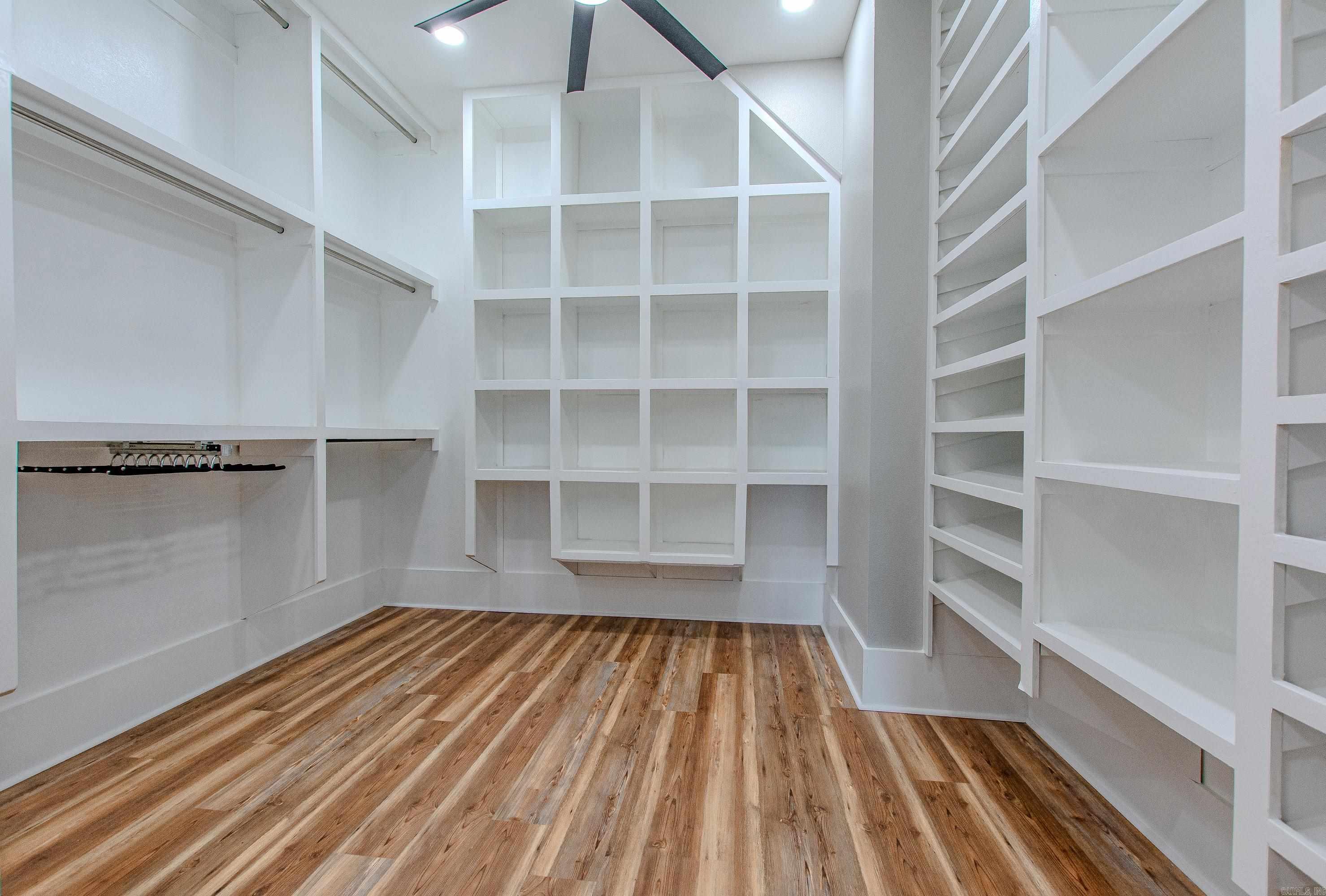 Kanis Village Phase 1 - Residential