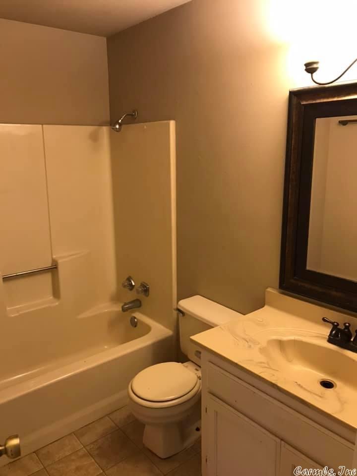 3N-13-21 - Residential Lease