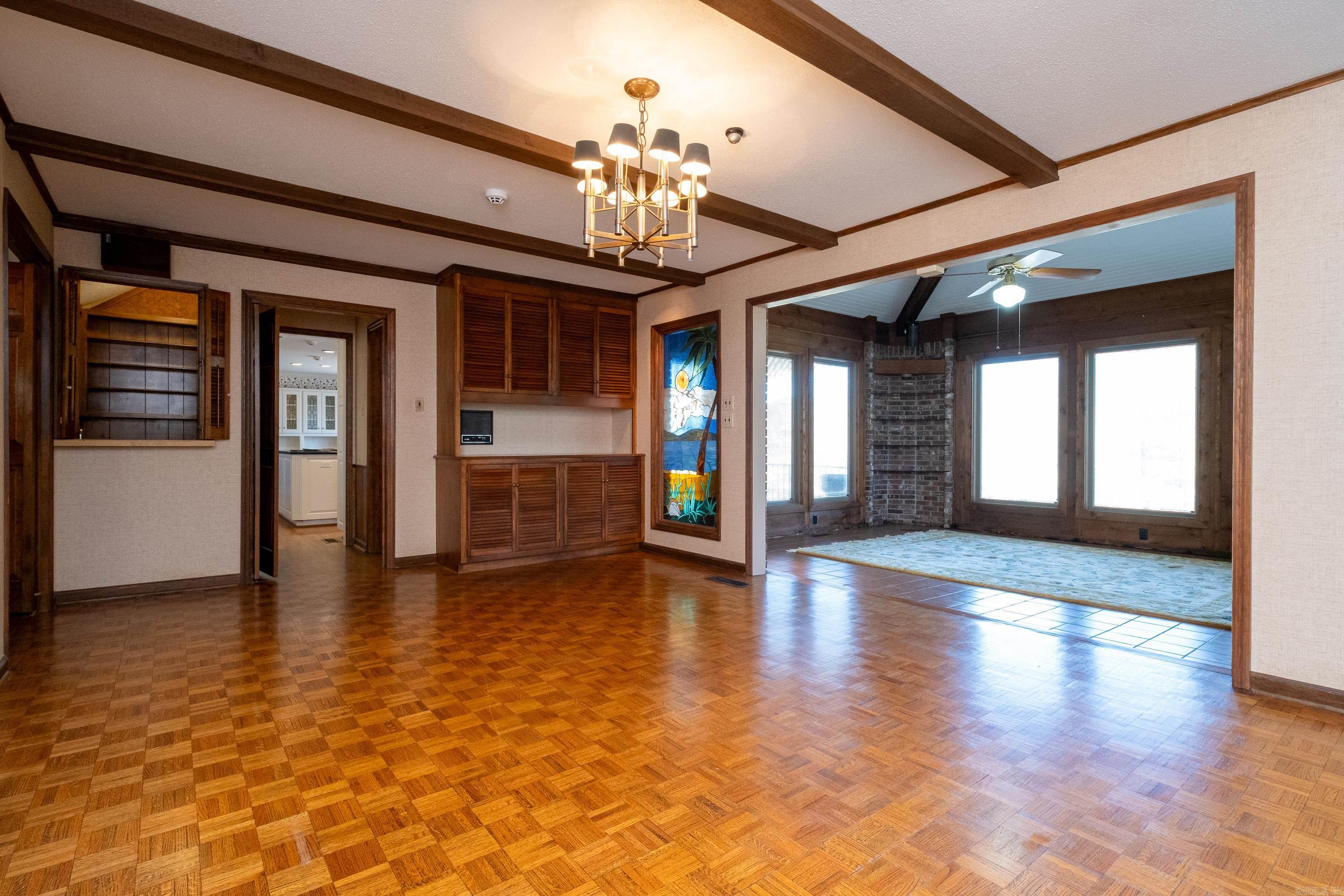 PLEASANT VALLEY - Residential