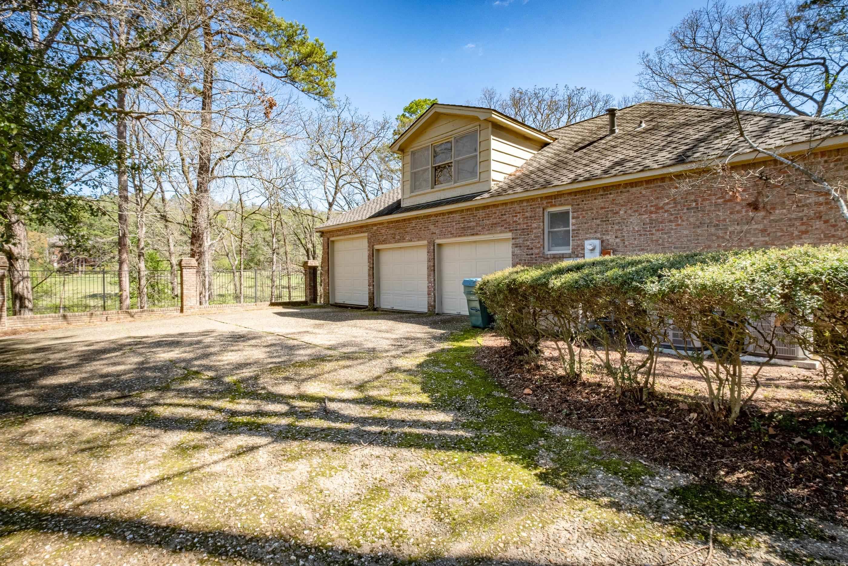 PLEASANT VALLEY - Residential