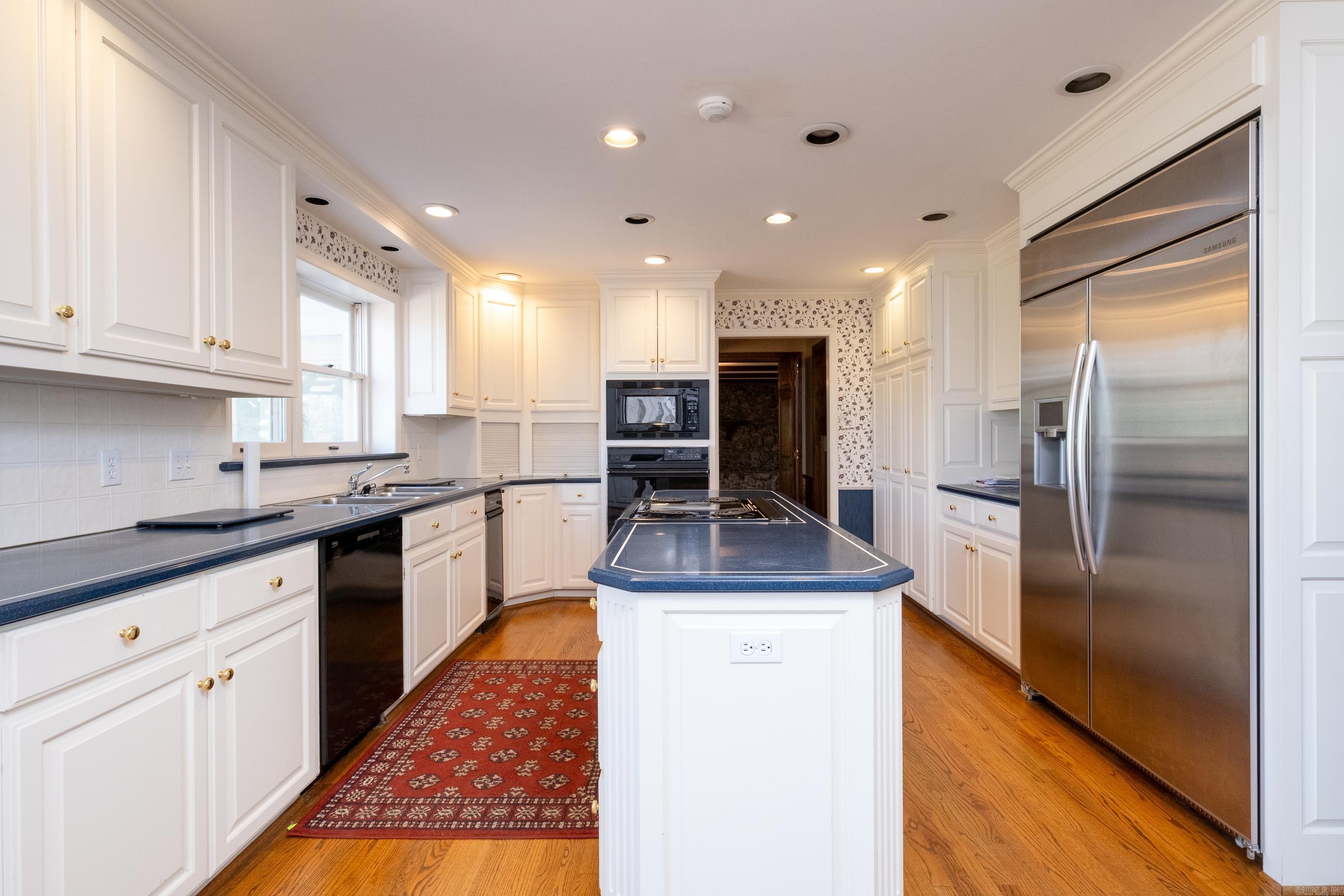 PLEASANT VALLEY - Residential