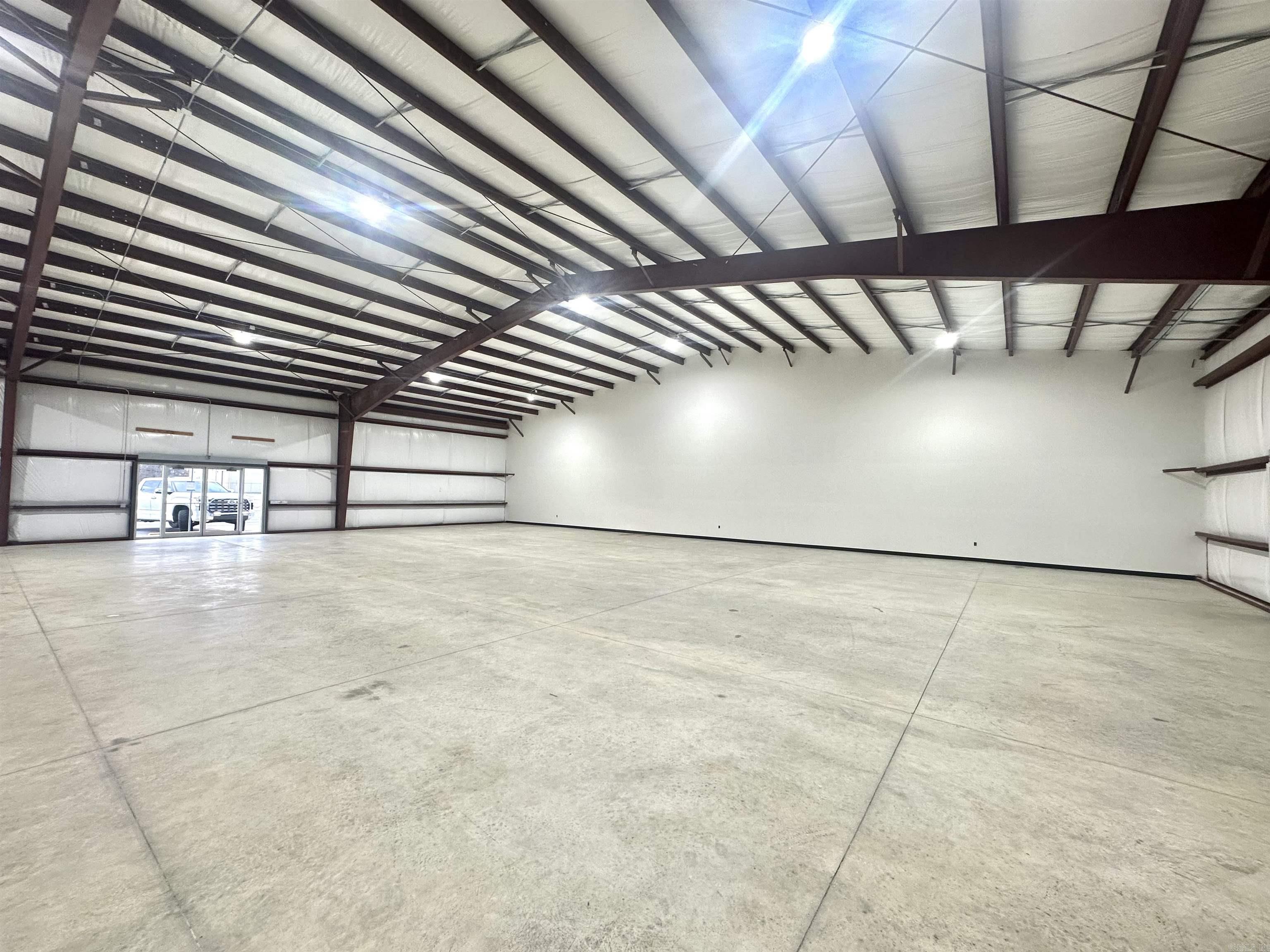 Metes & Bounds - Commercial Sale