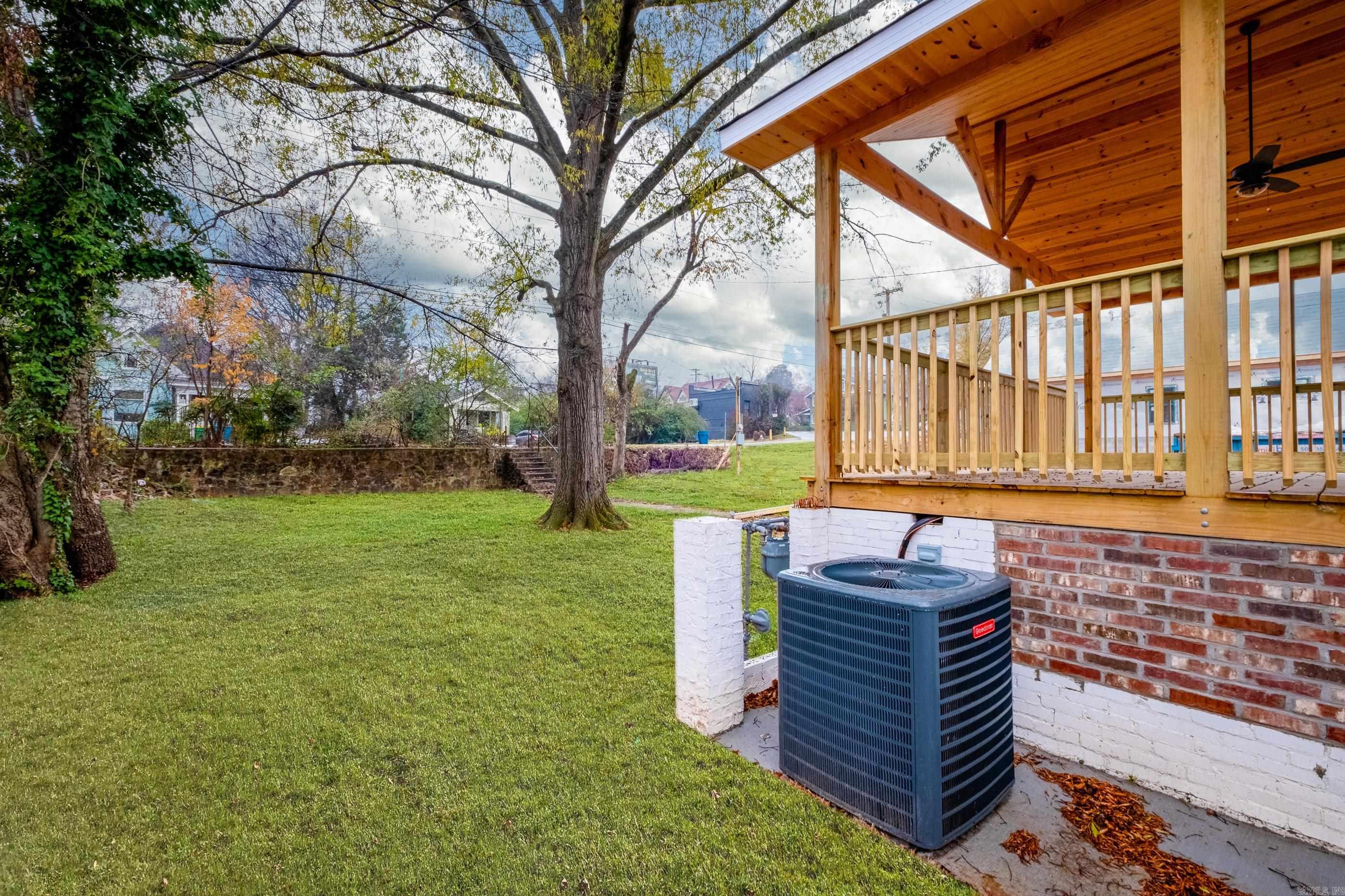 YOUNGS PARK - Residential