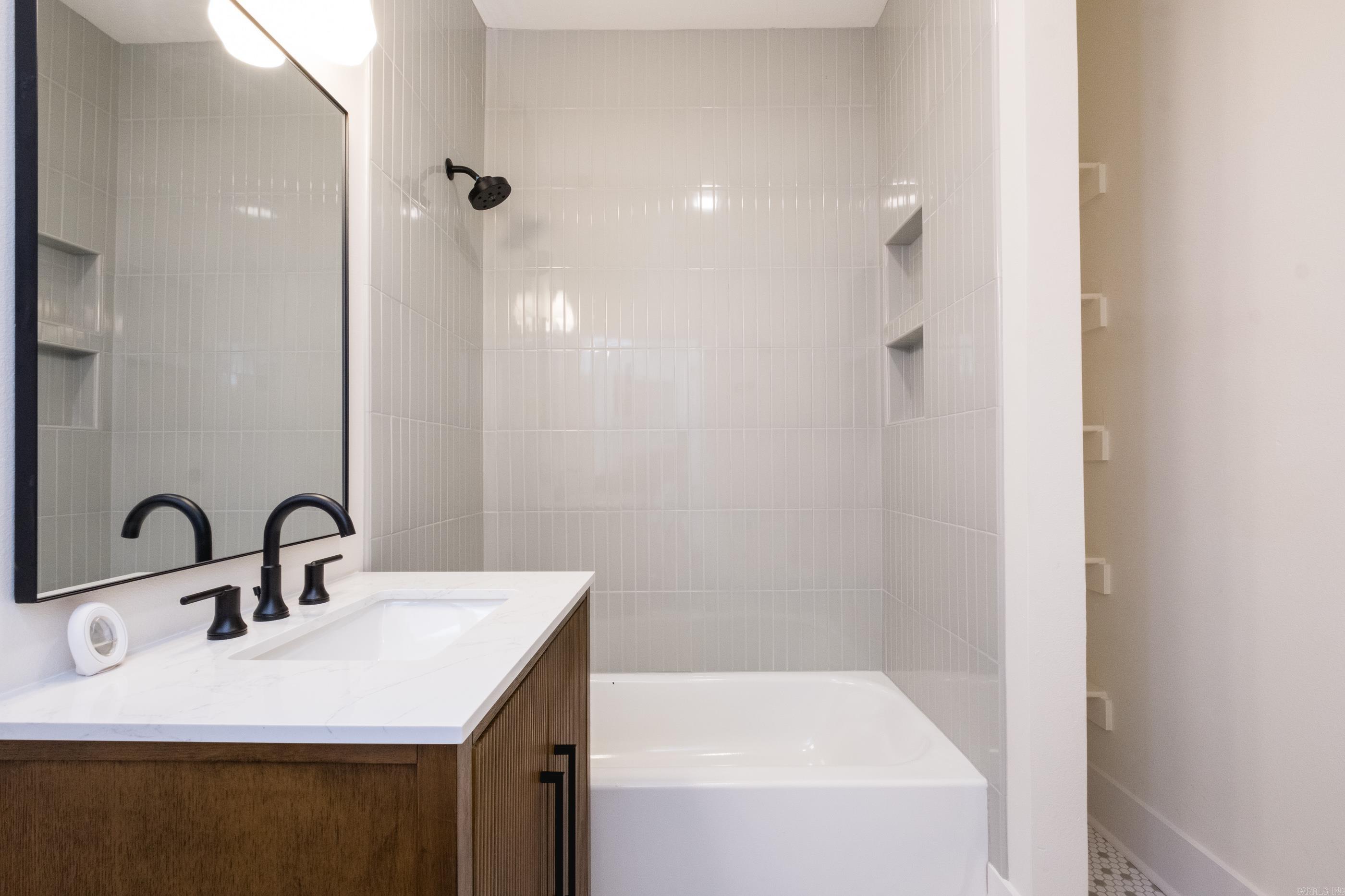 YOUNGS PARK - Residential