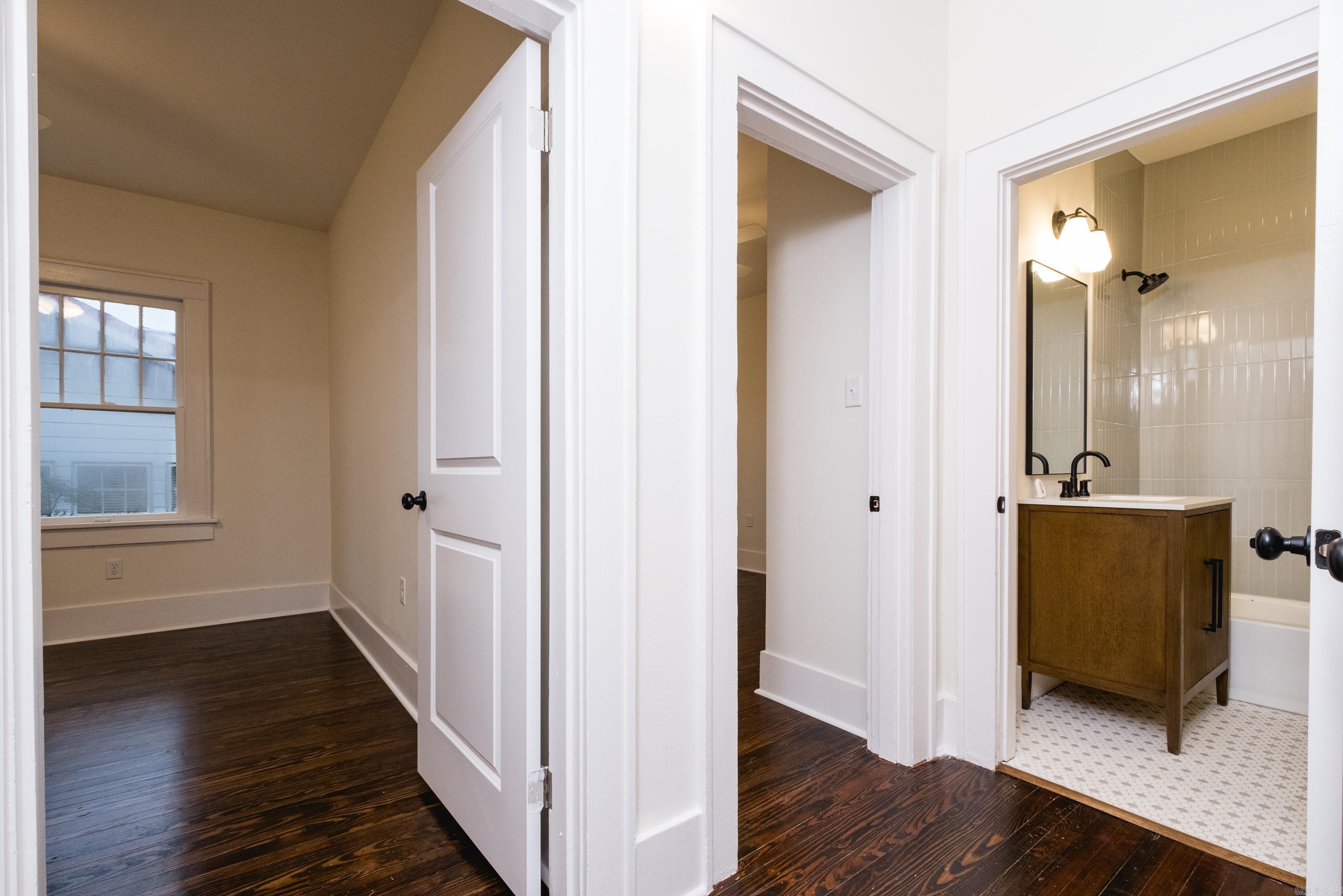 YOUNGS PARK - Residential