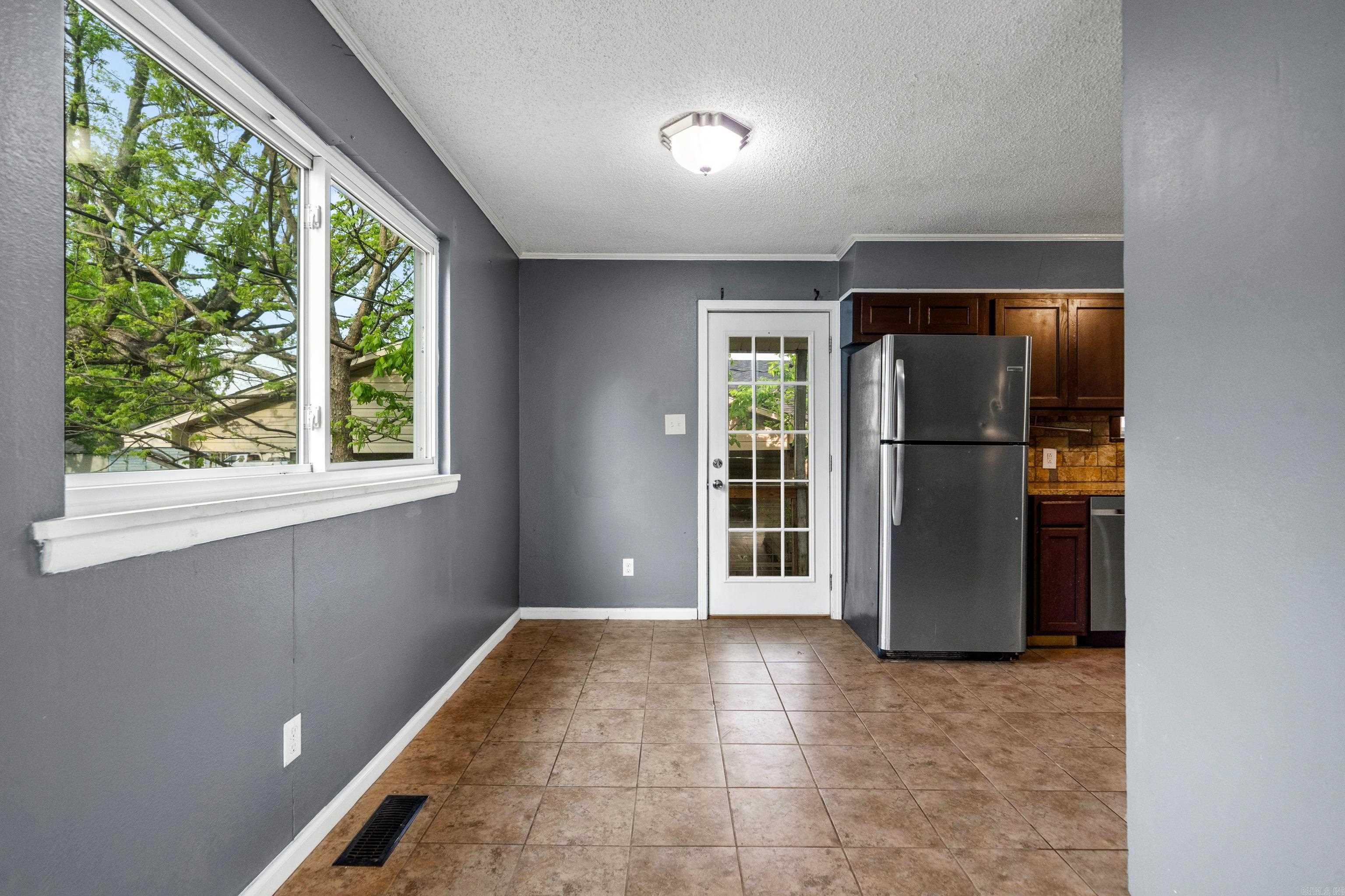 NICHOLS - Residential