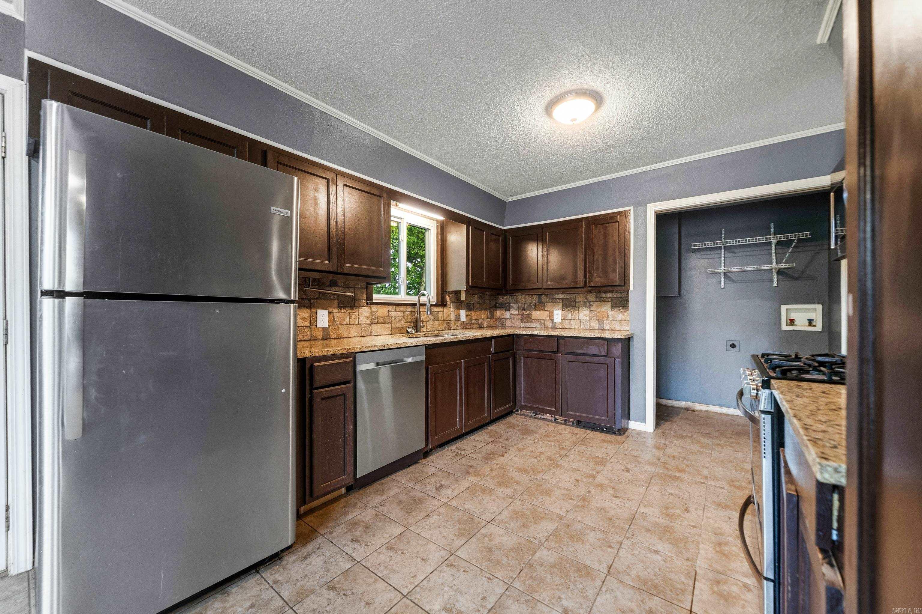 NICHOLS - Residential