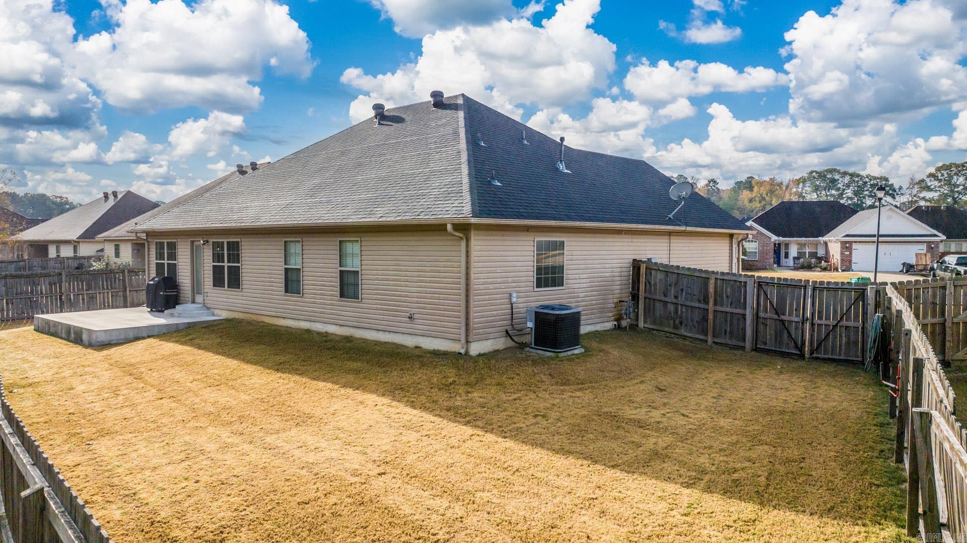 KINGS CROSSING - Residential