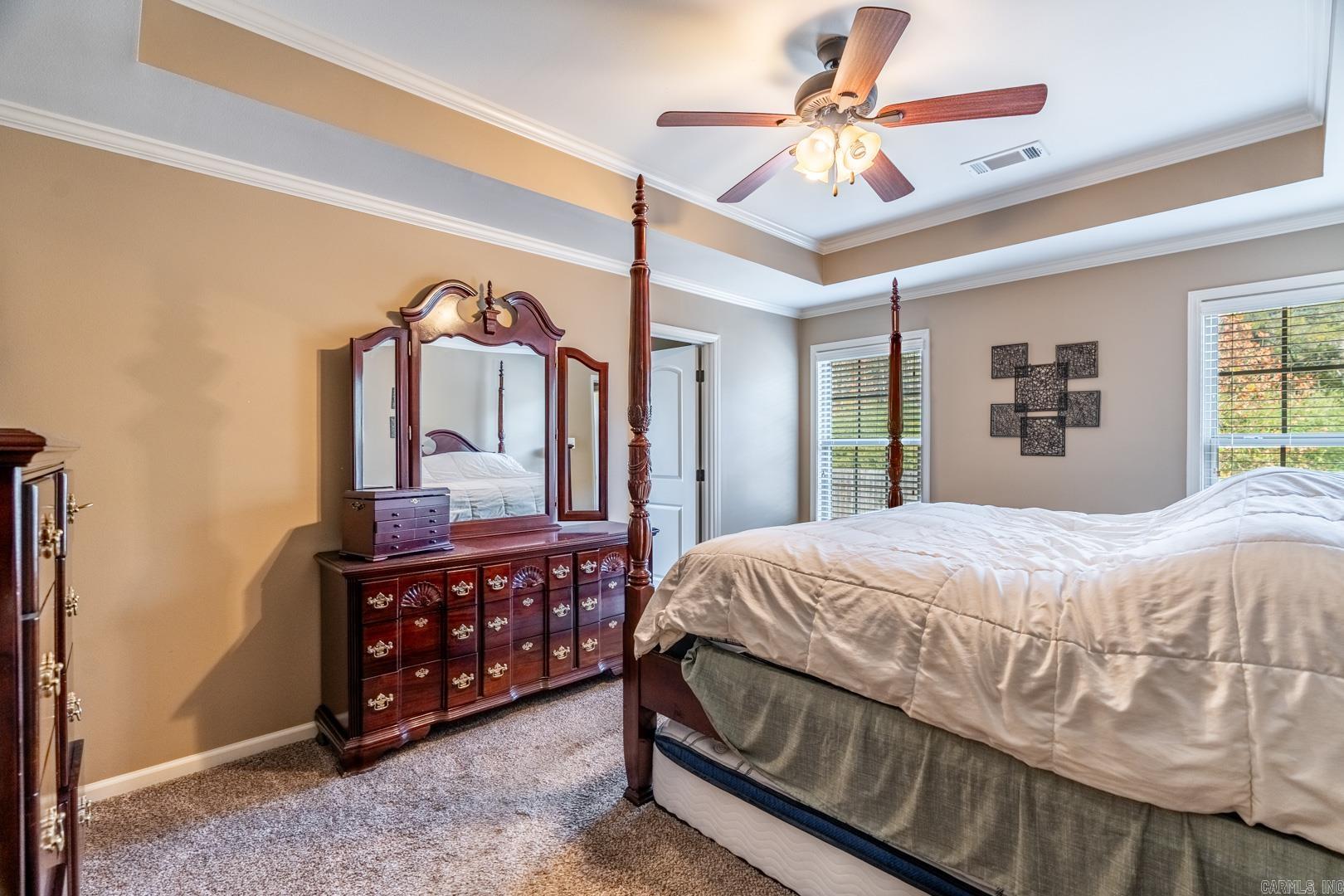 KINGS CROSSING - Residential