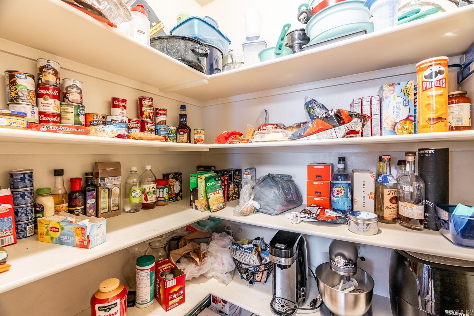 KINGS CROSSING - Residential