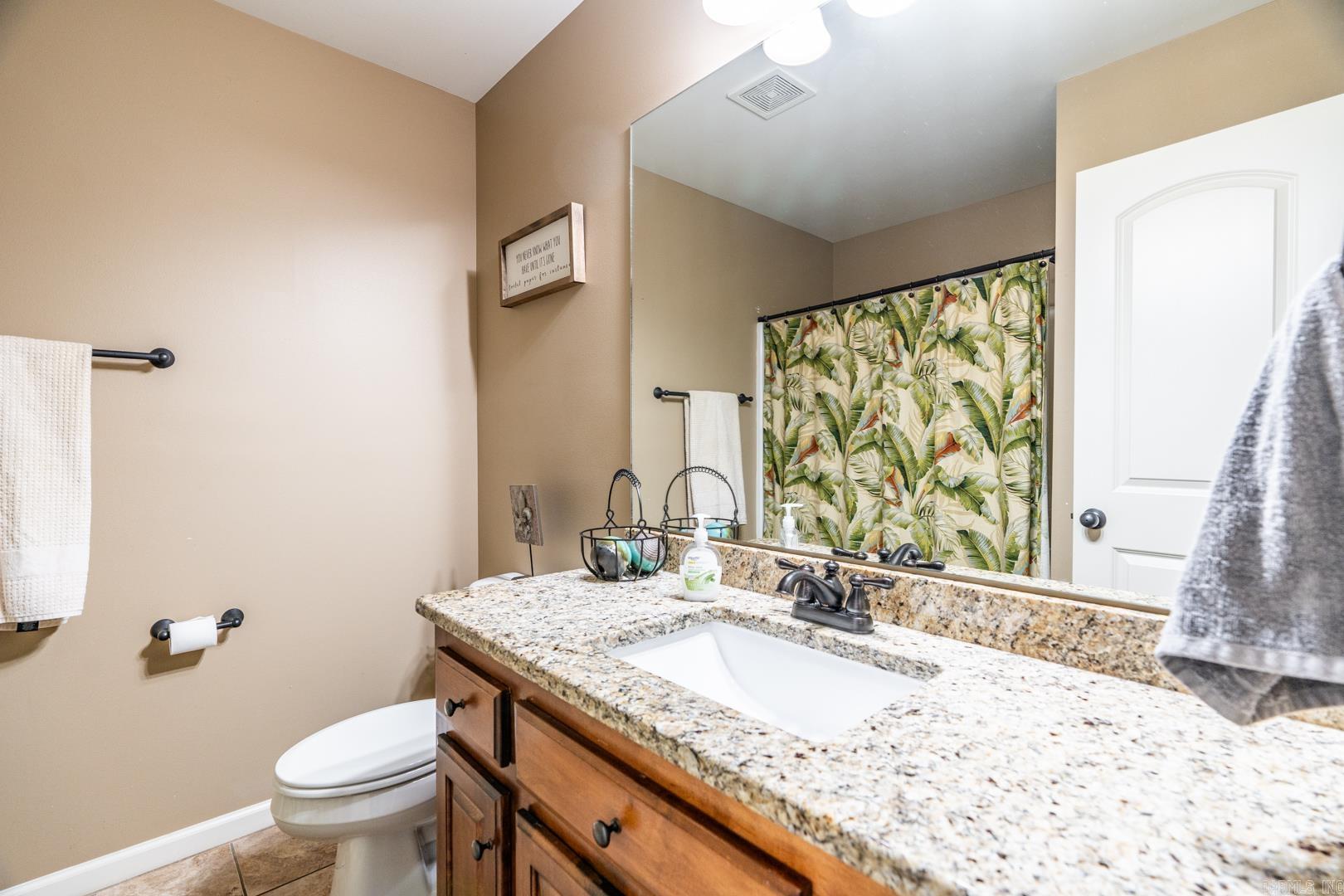 KINGS CROSSING - Residential