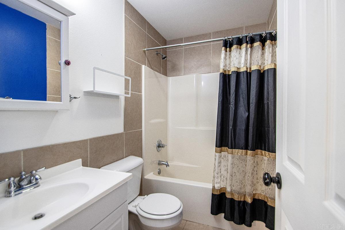 FERNDALE ESTATES - Residential