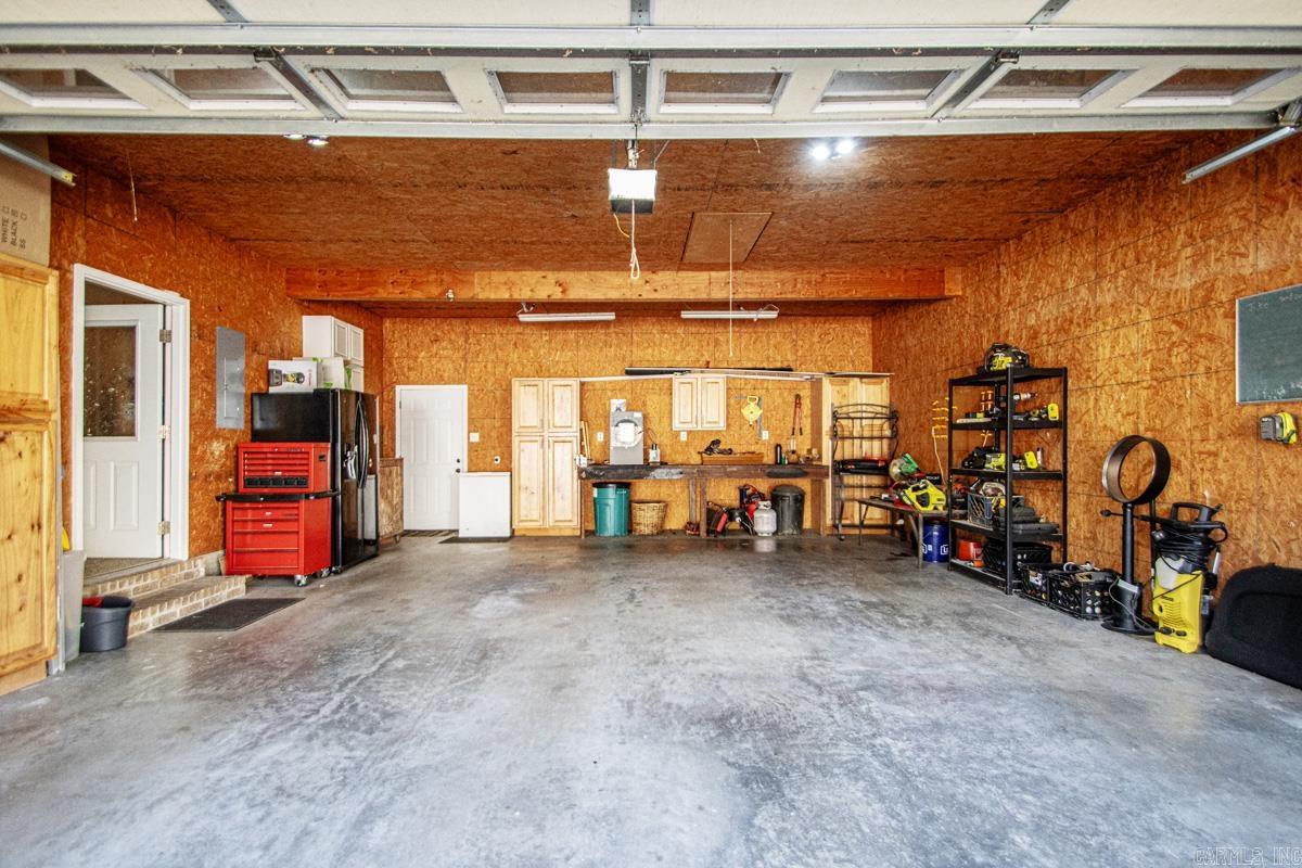 FERNDALE ESTATES - Residential