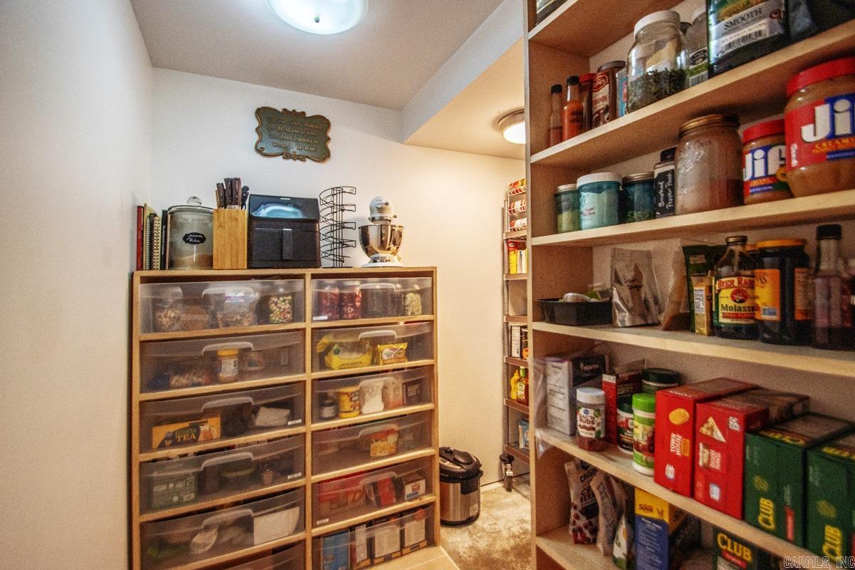 FERNDALE ESTATES - Residential