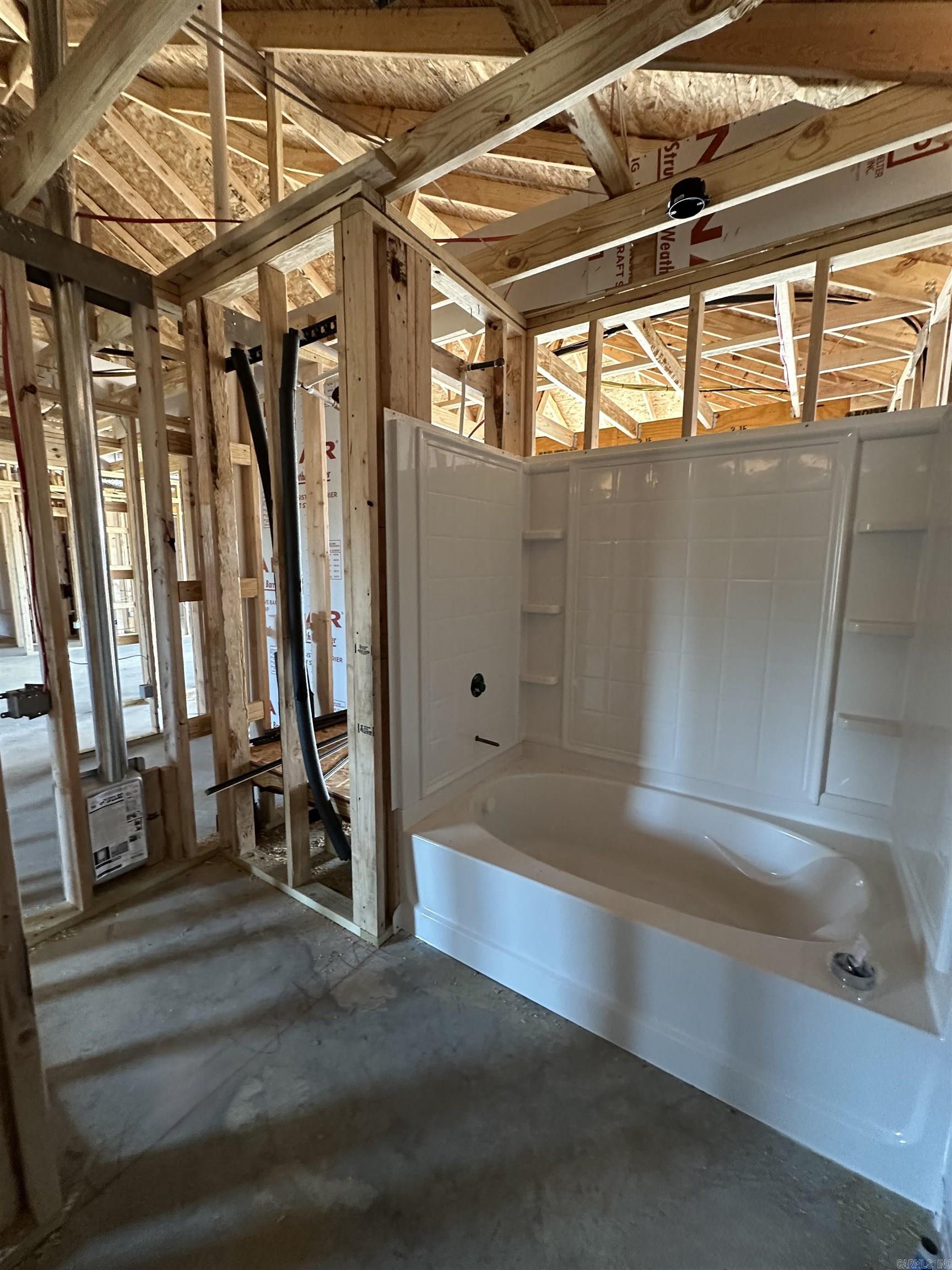 DEERFIELD ESTATES - Residential