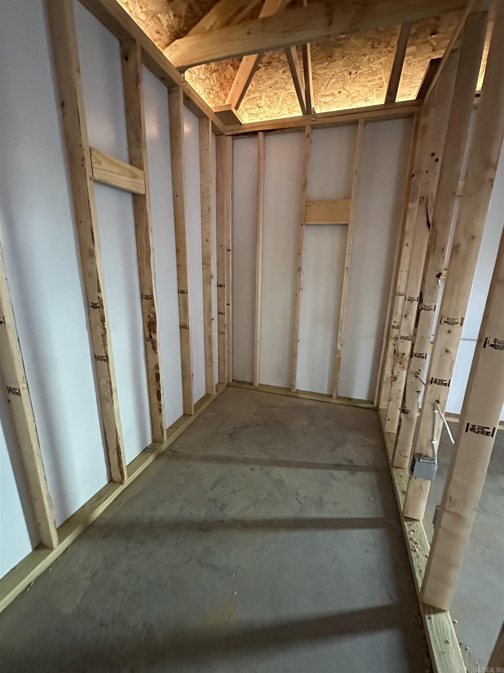 DEERFIELD ESTATES - Residential