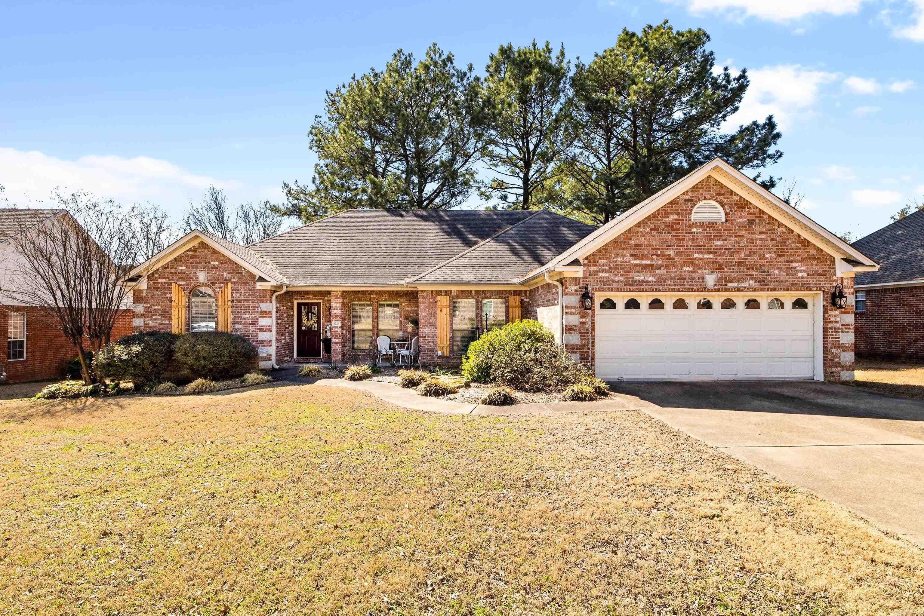 PINE CREEK - Residential