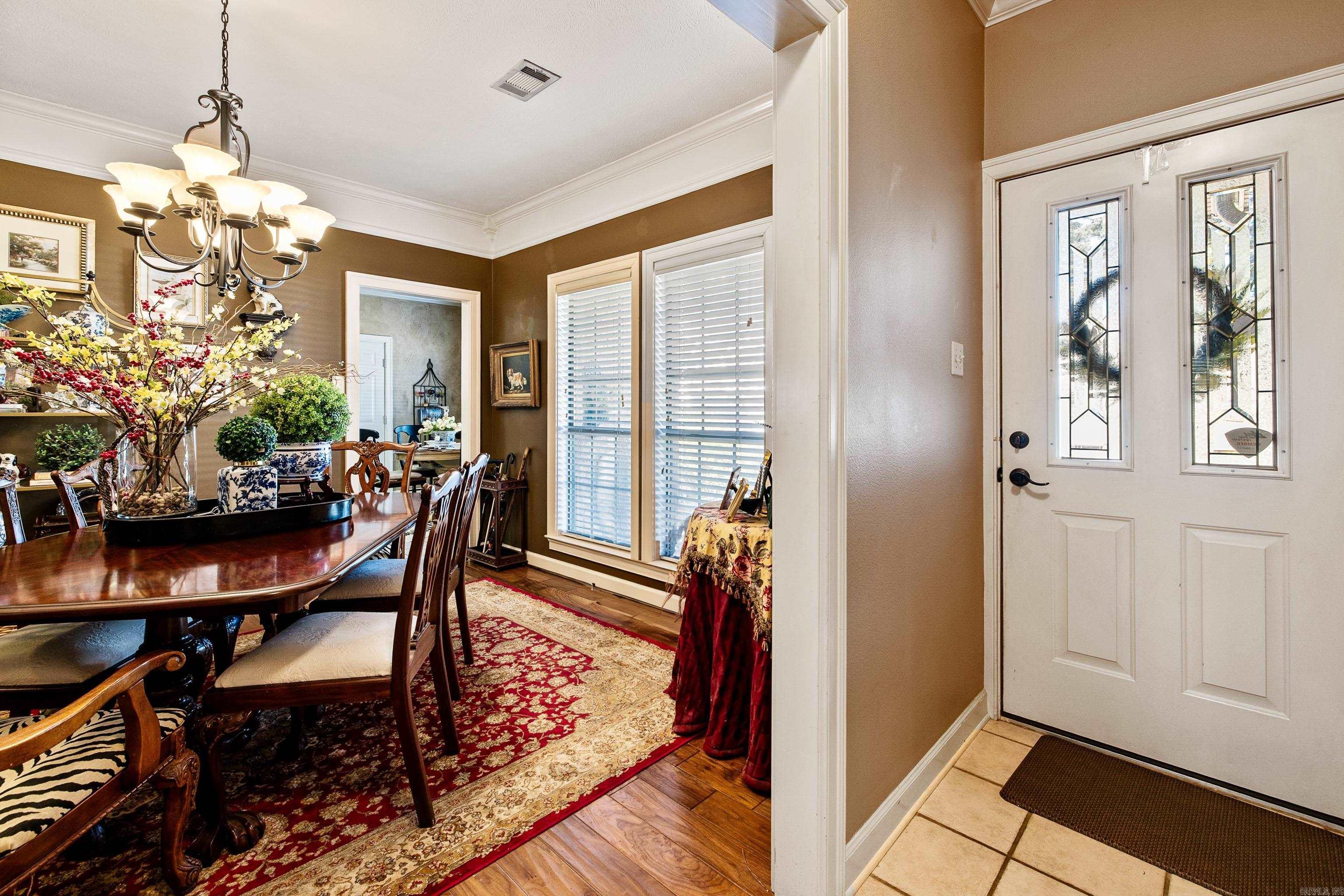PINE CREEK - Residential