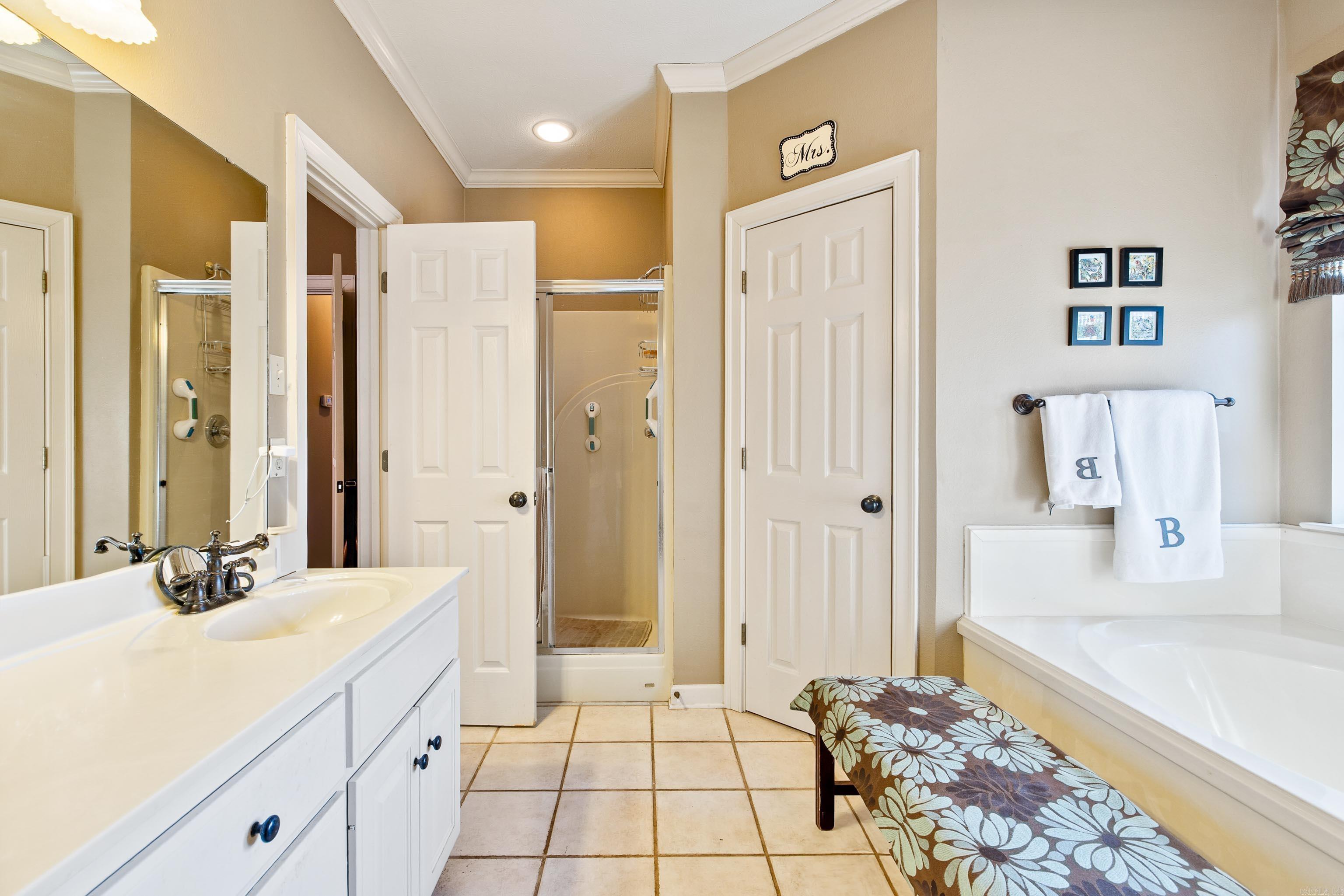 PINE CREEK - Residential