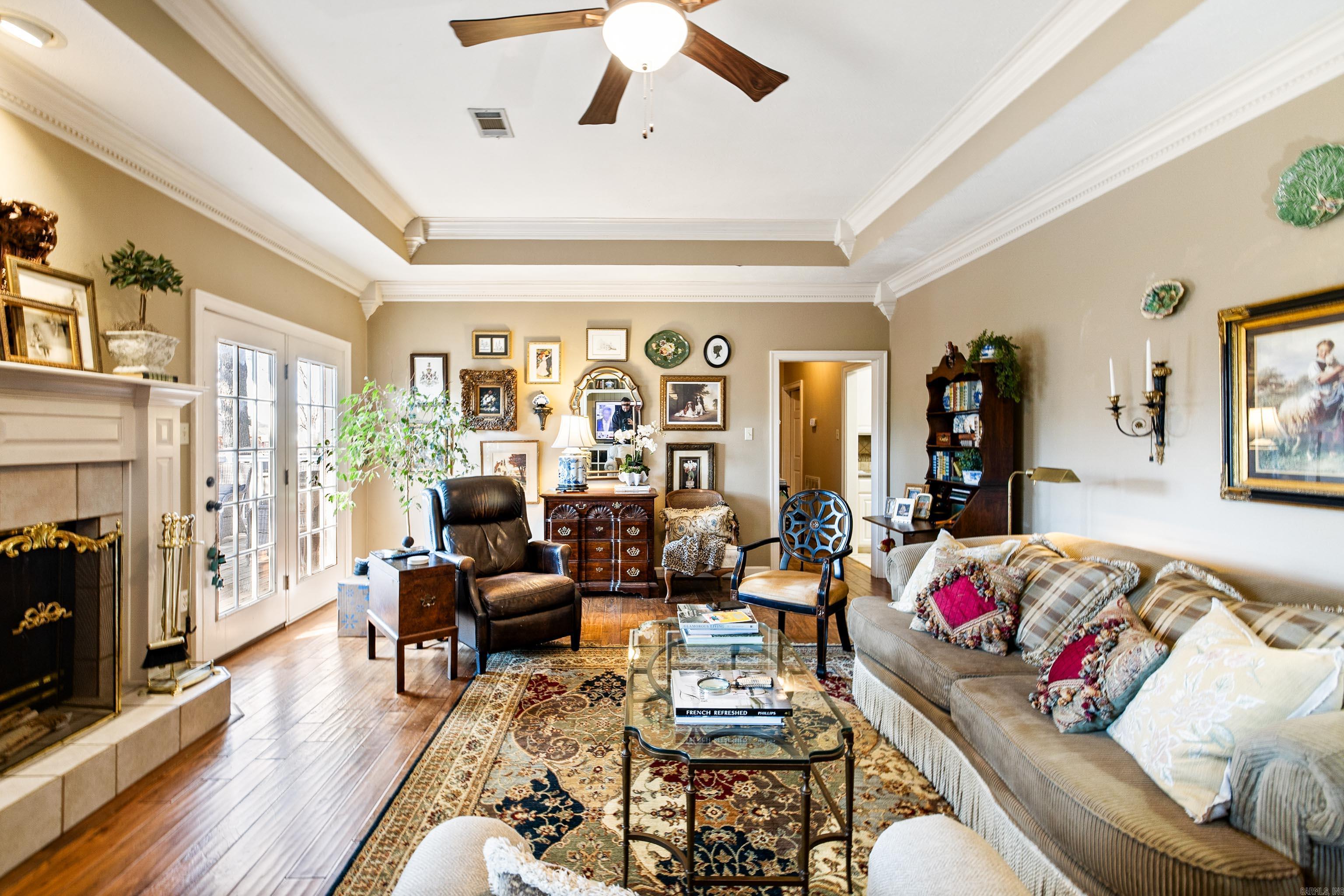 PINE CREEK - Residential