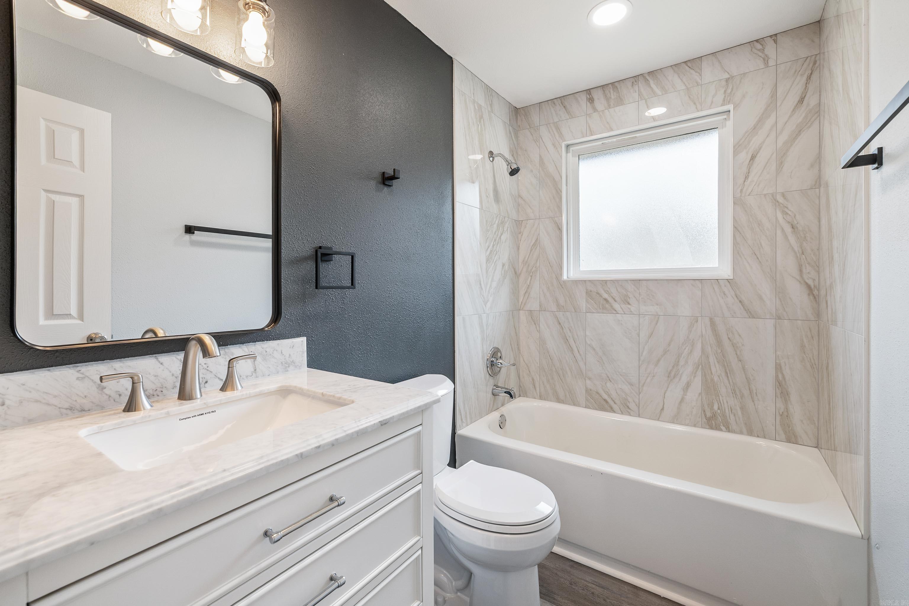 BARROW JOHN - Residential