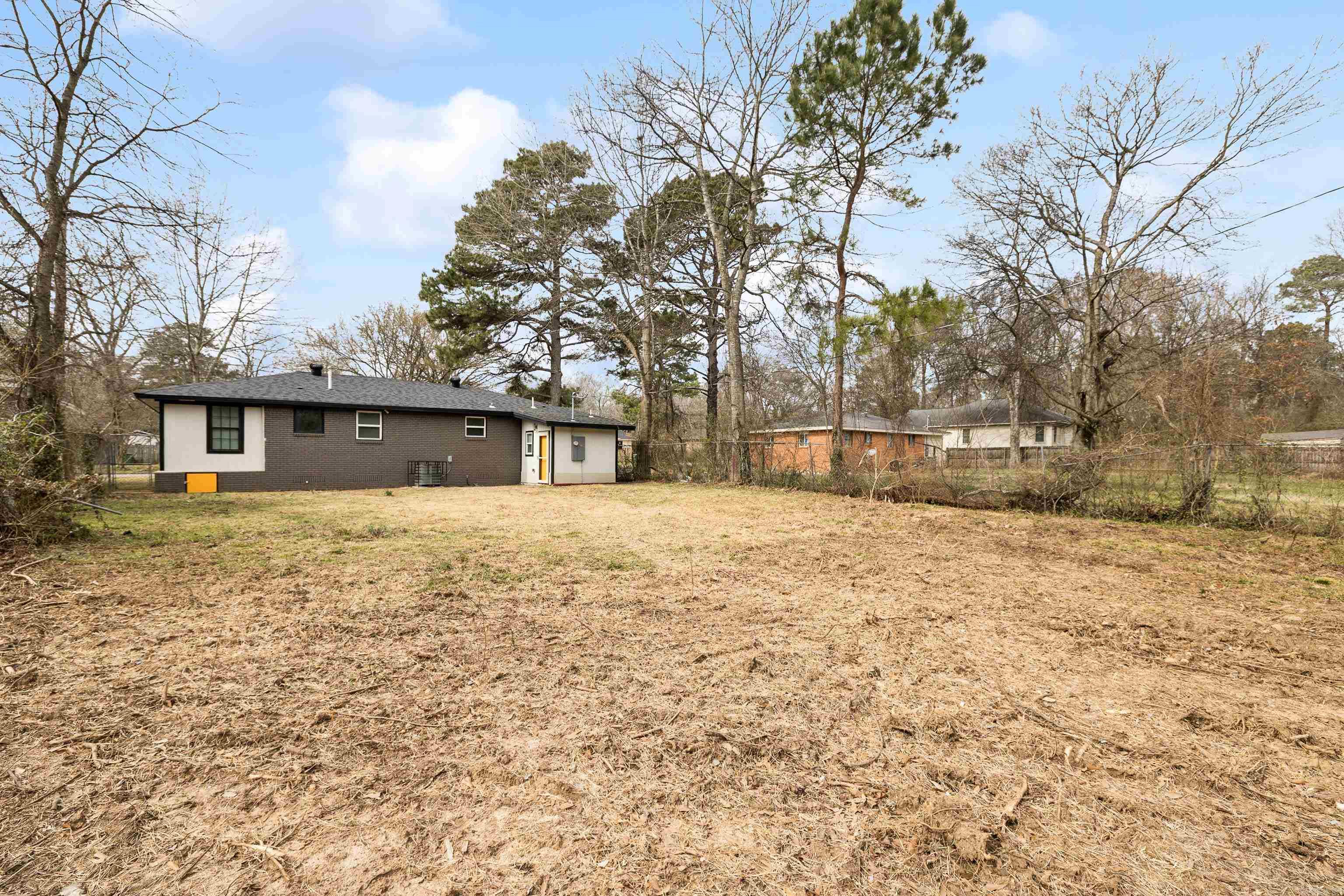 BARROW JOHN - Residential