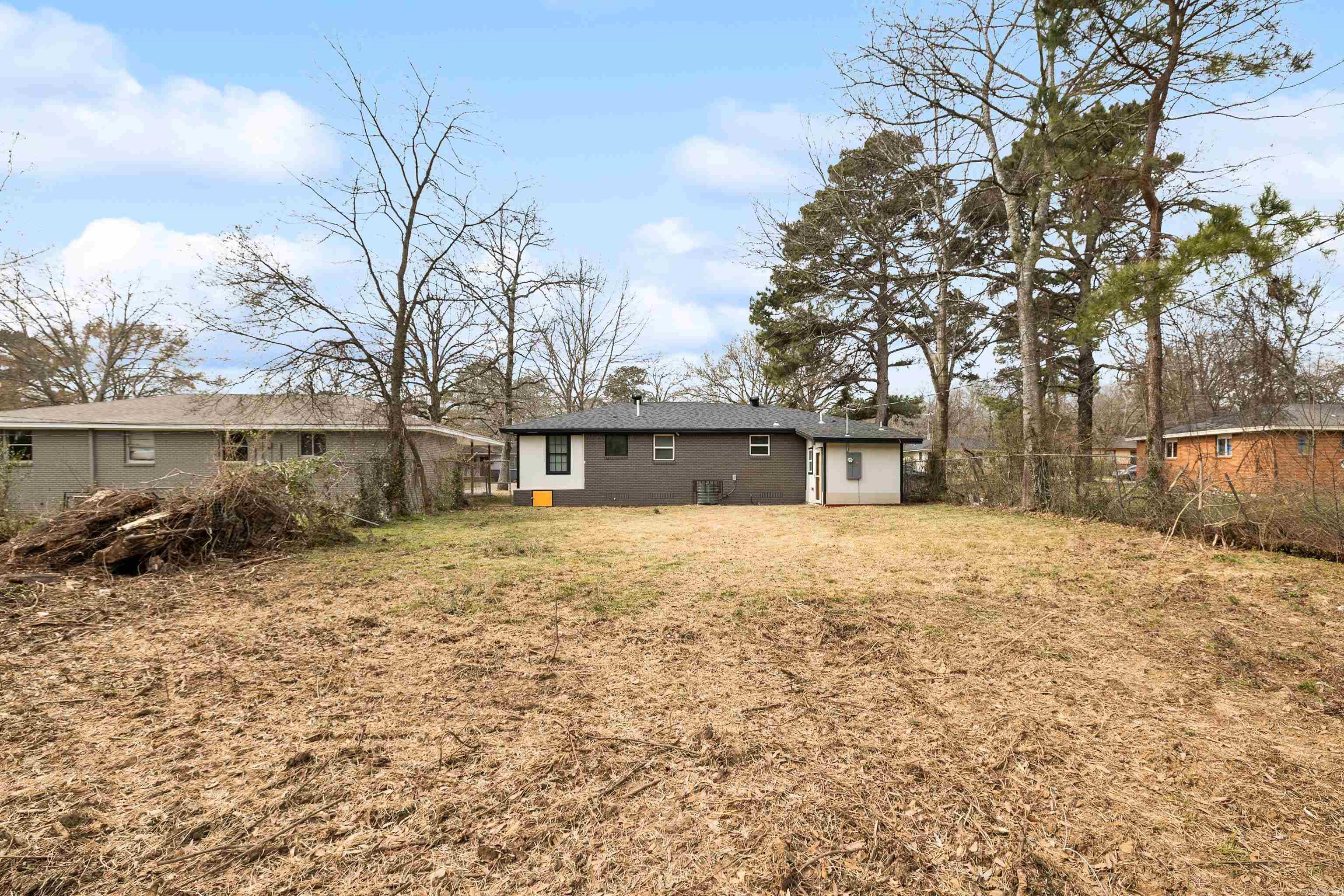 BARROW JOHN - Residential