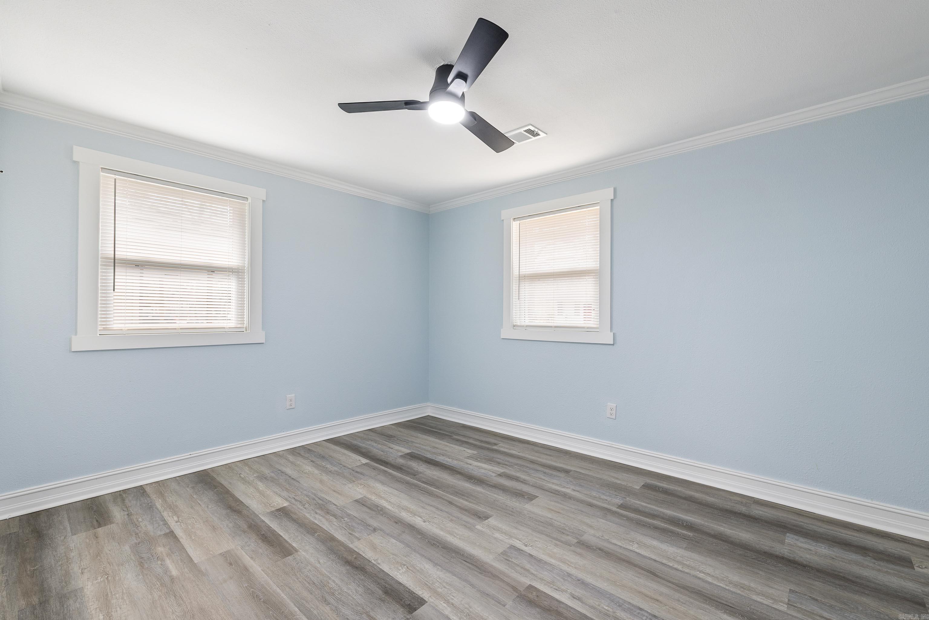 BARROW JOHN - Residential