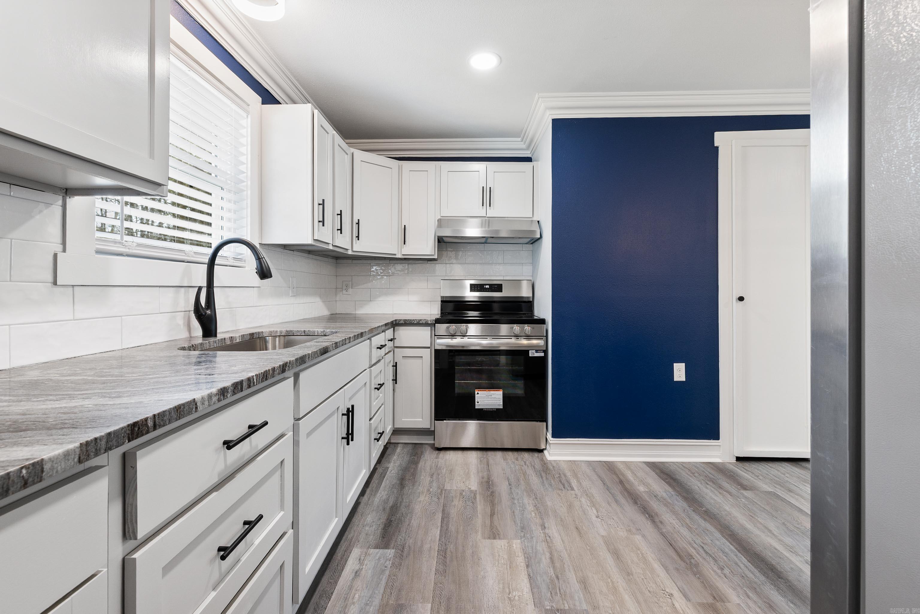 BARROW JOHN - Residential