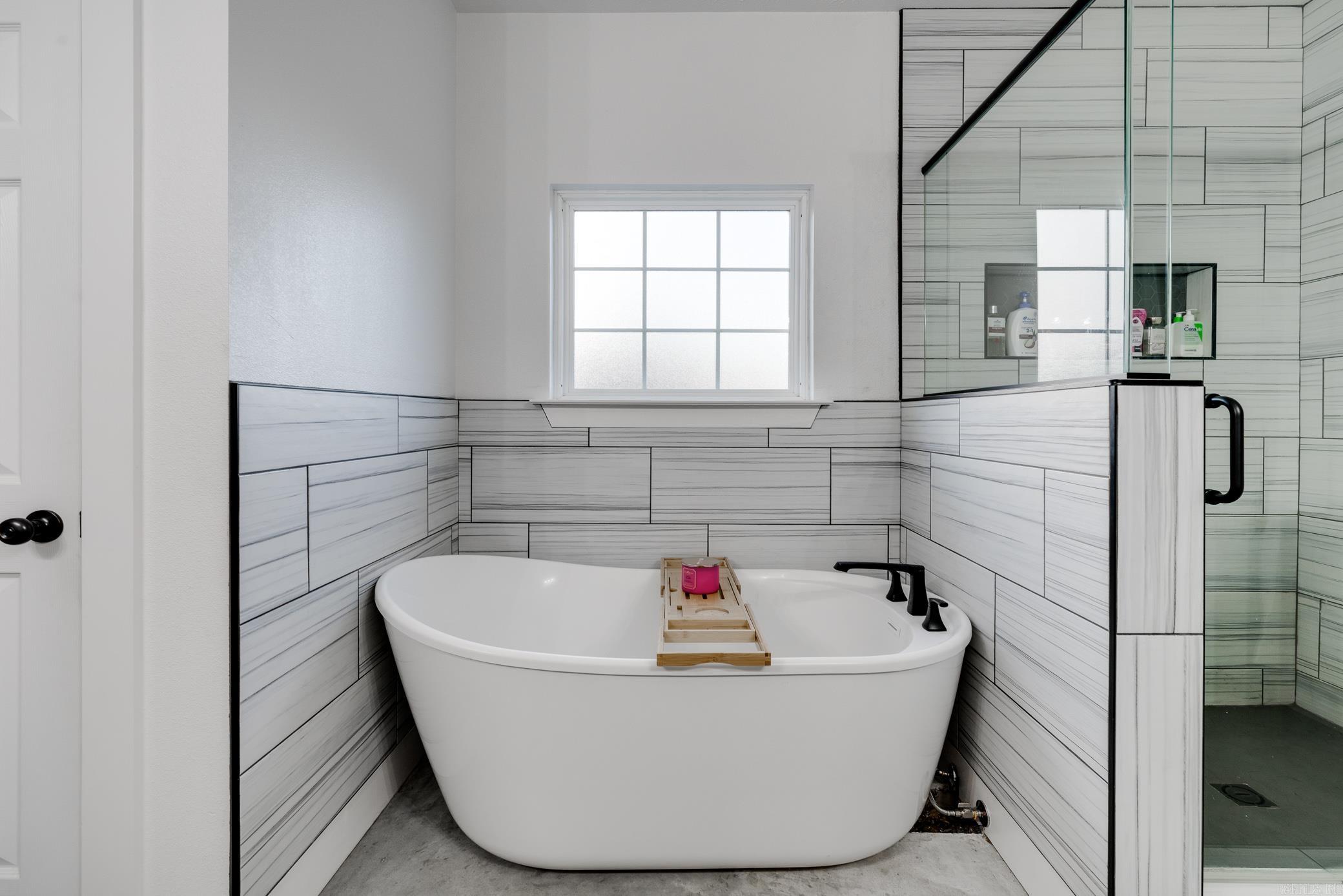 Round Mountain Replat - Residential