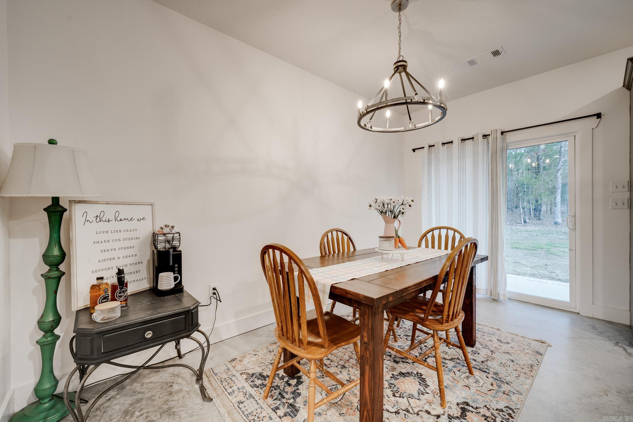 Round Mountain Replat - Residential